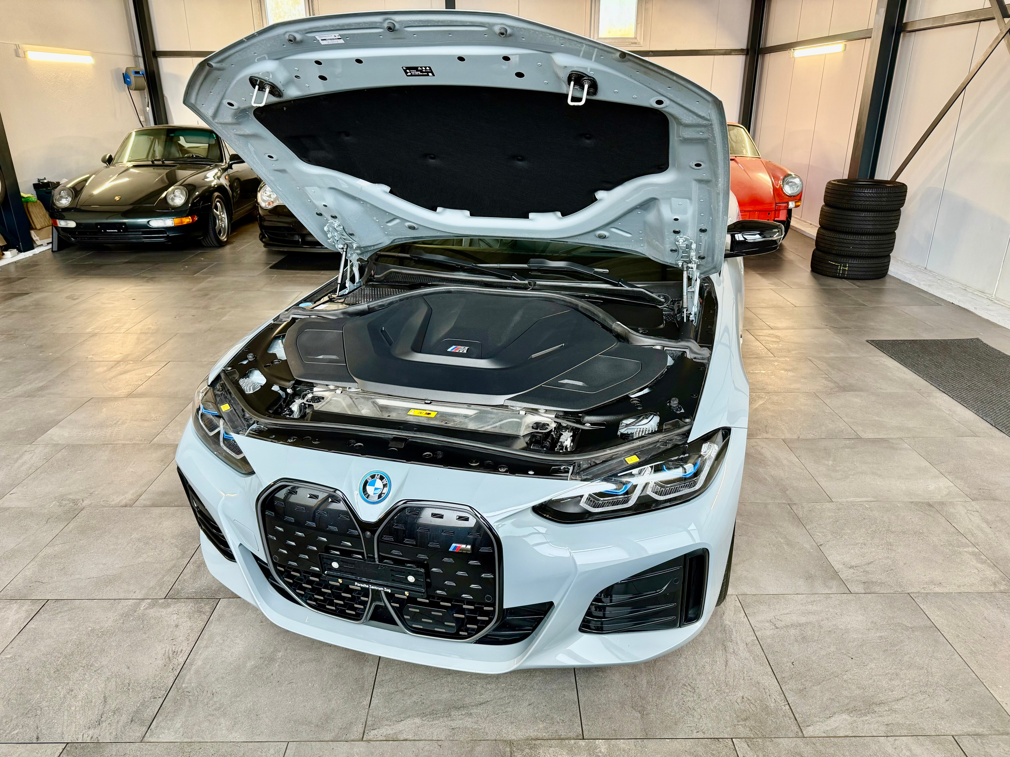 listing desktop thumbnail image 4