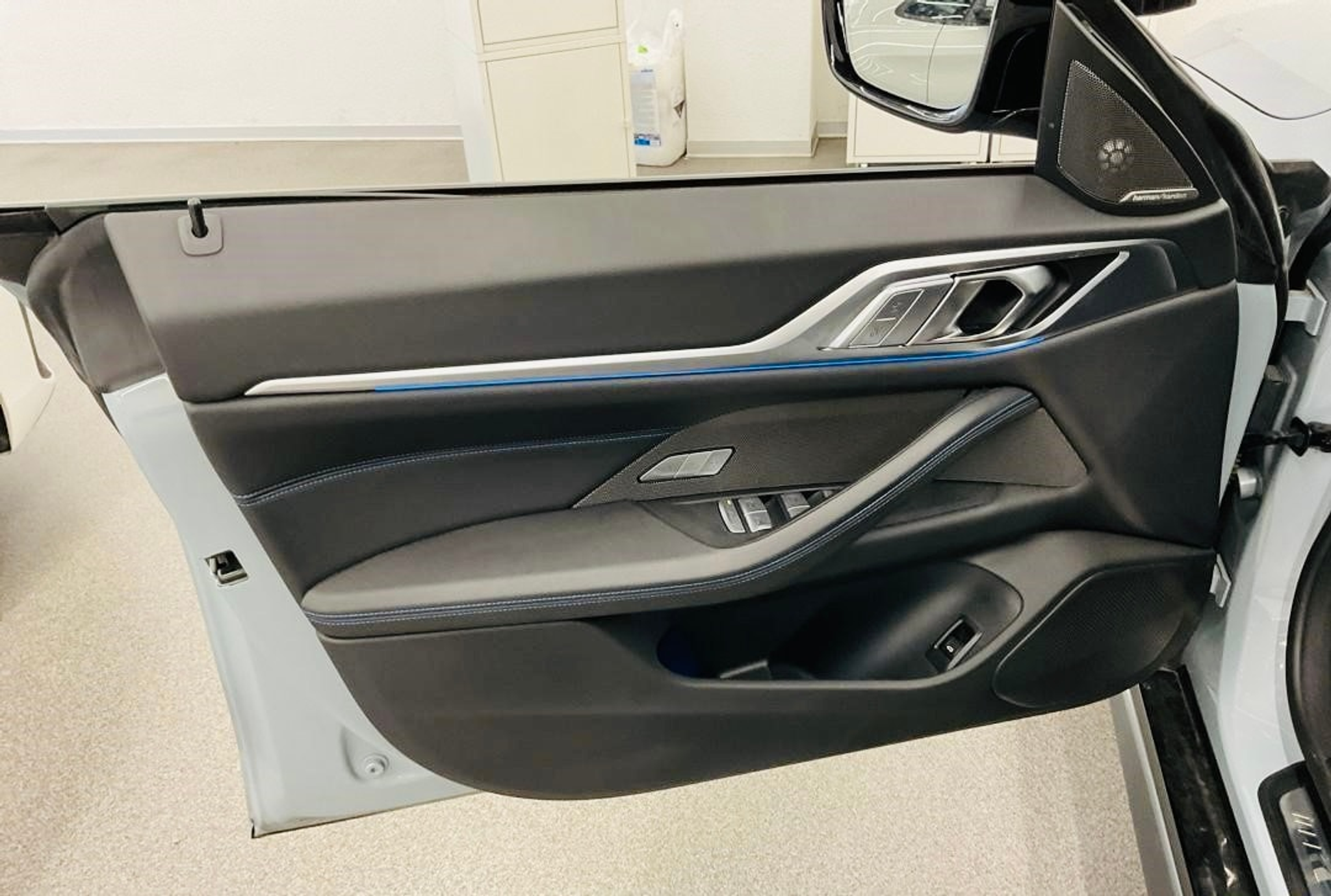 listing desktop thumbnail image 5