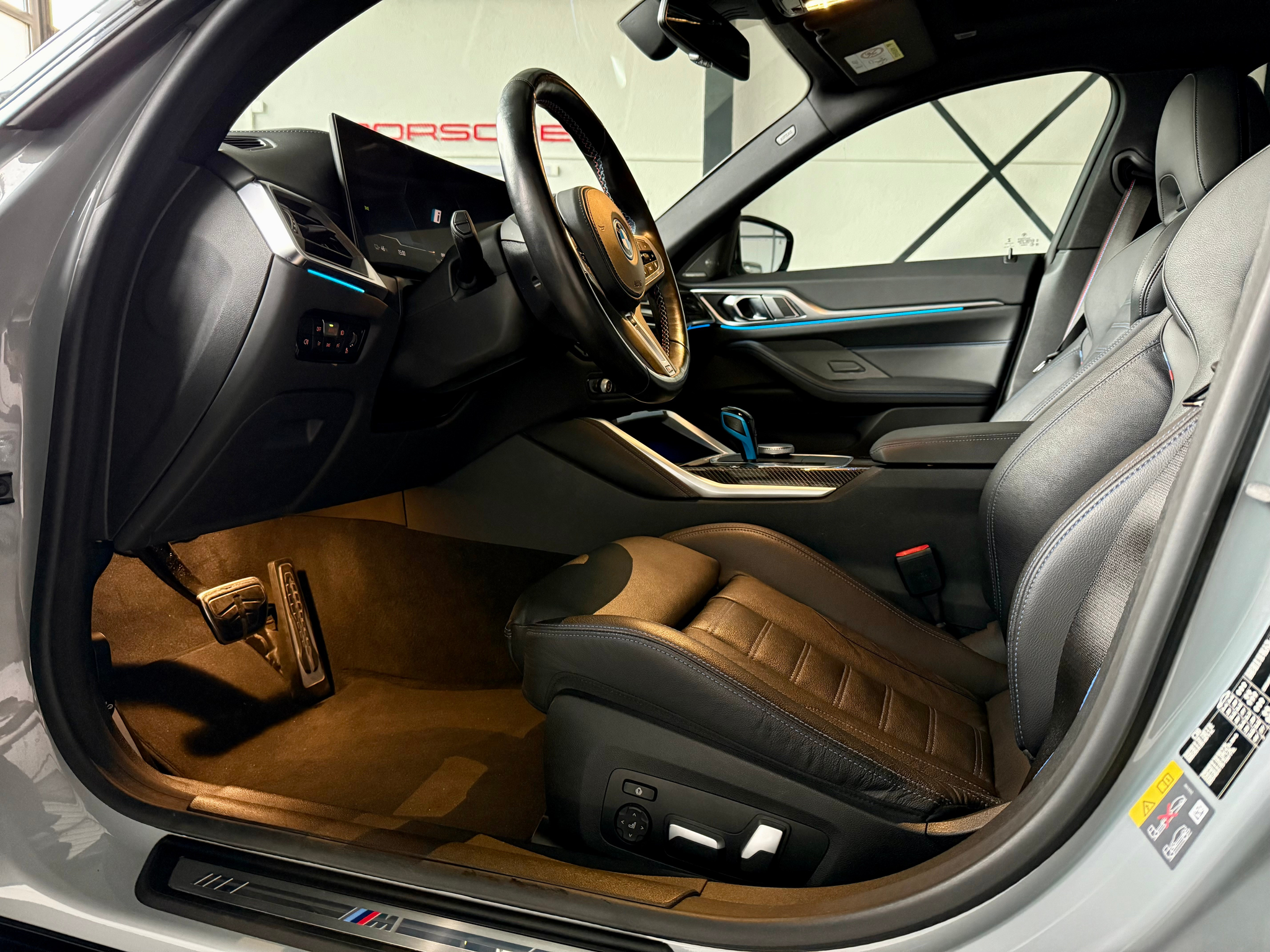 listing desktop thumbnail image 8