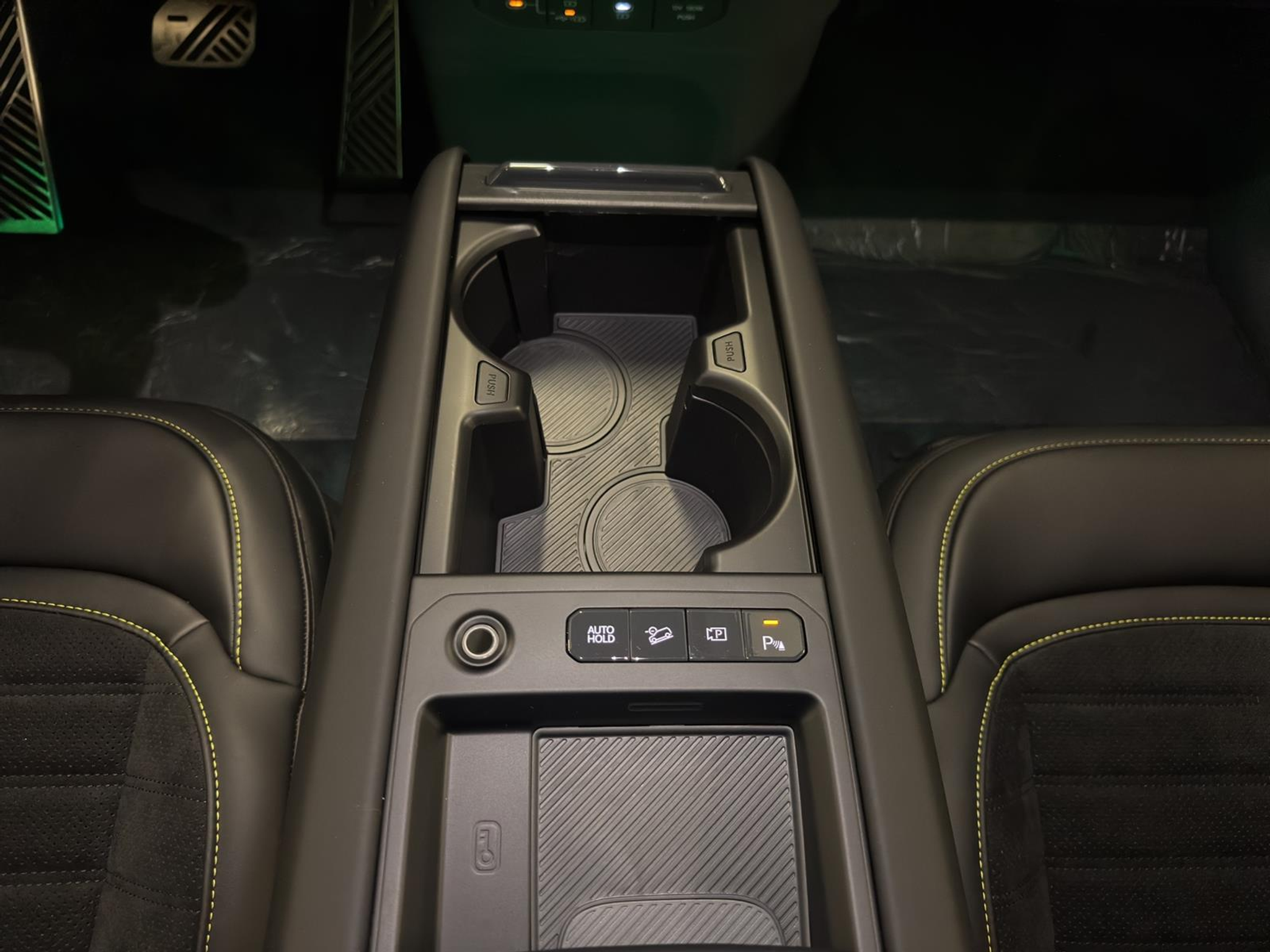 listing desktop thumbnail image 10