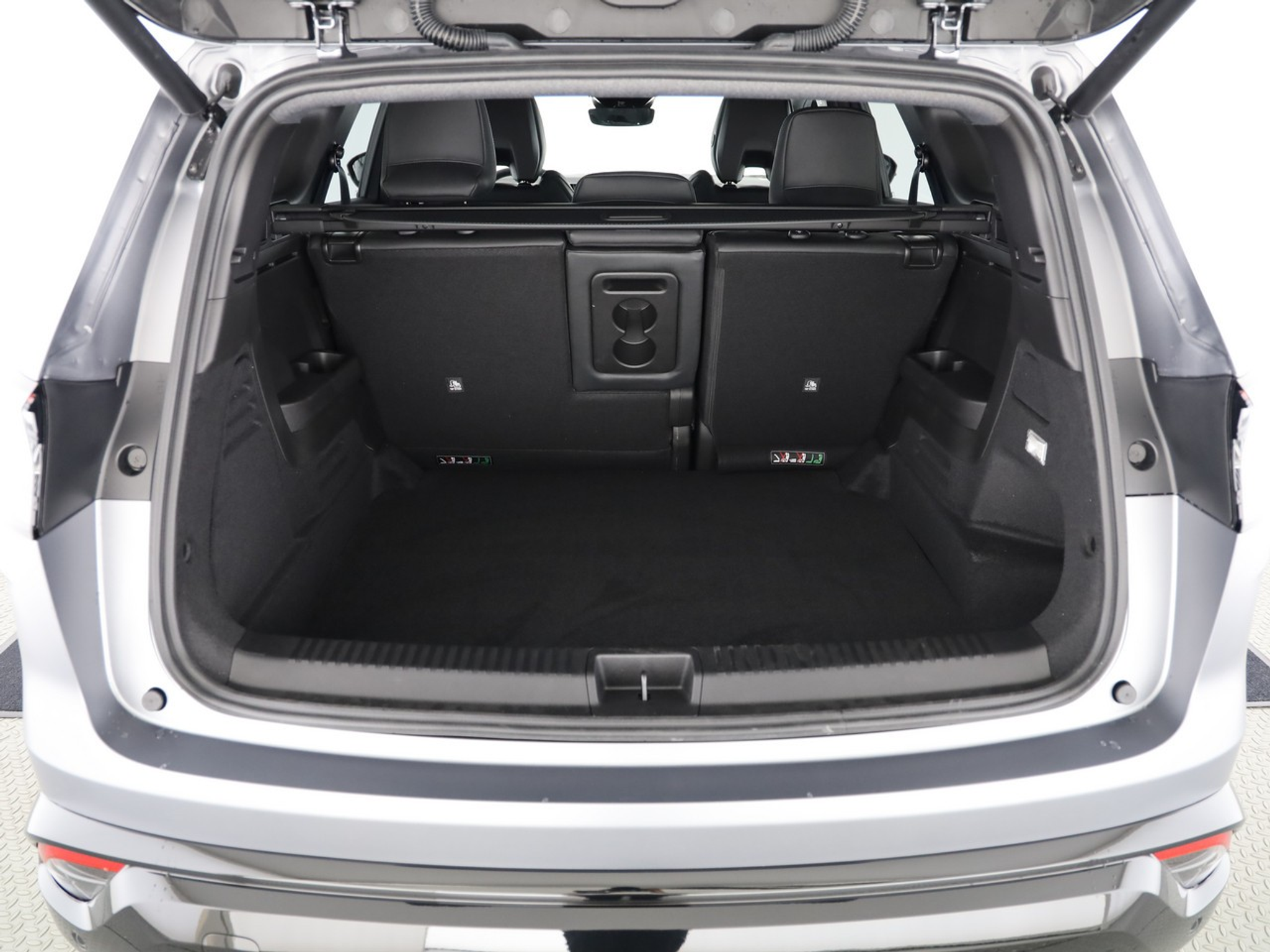 listing desktop thumbnail image 8