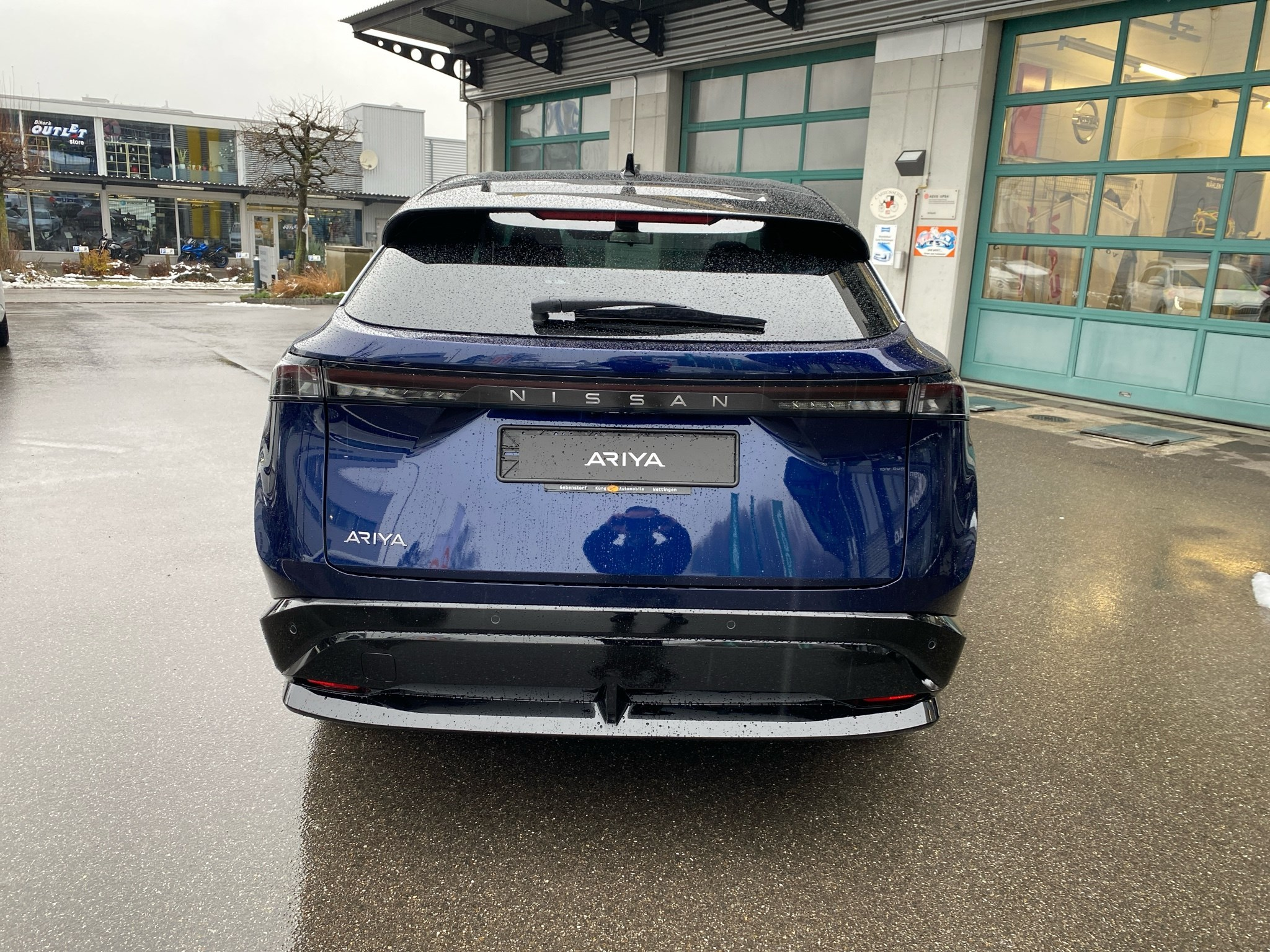 listing desktop thumbnail image 6