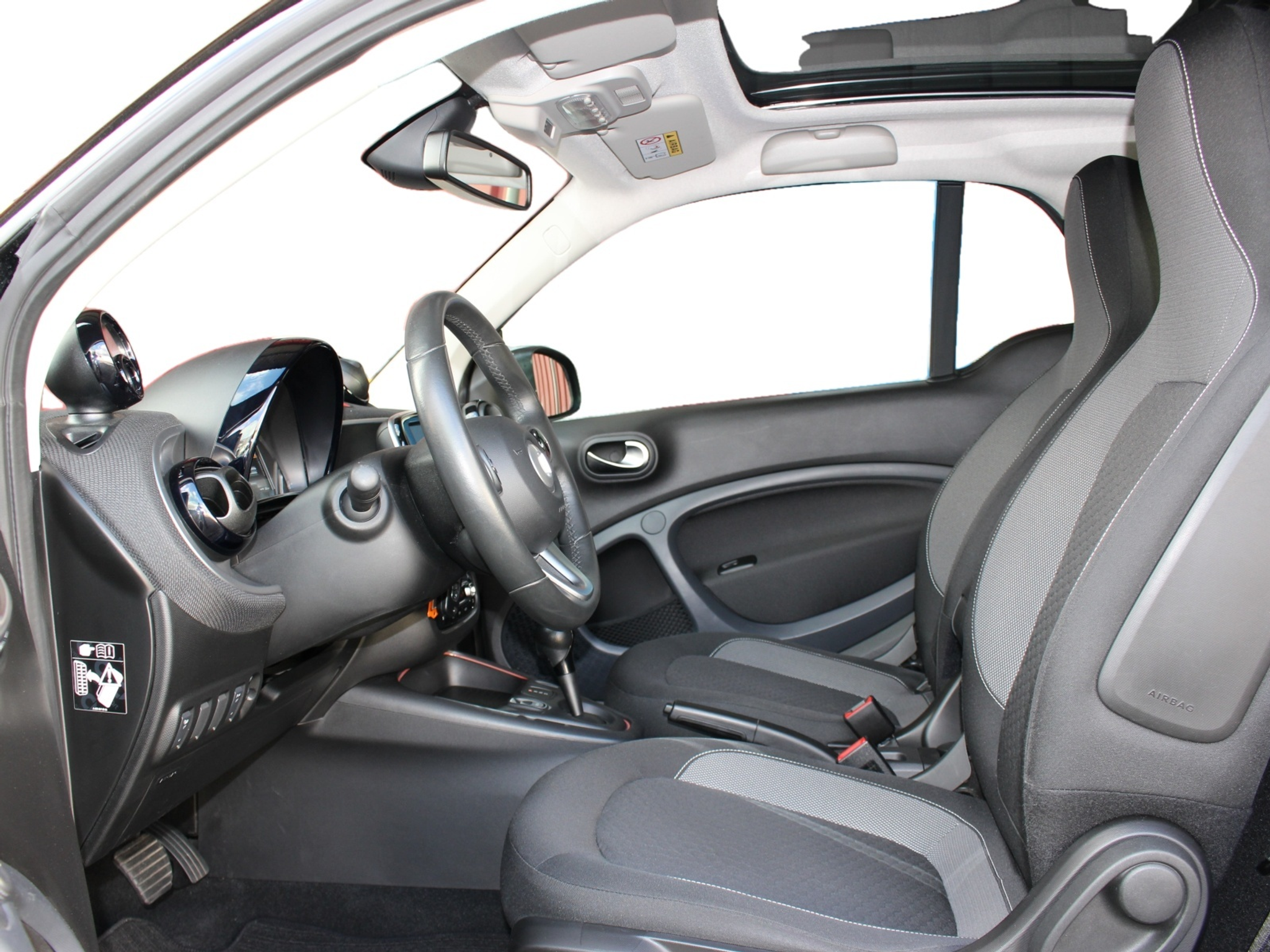 listing desktop thumbnail image 6