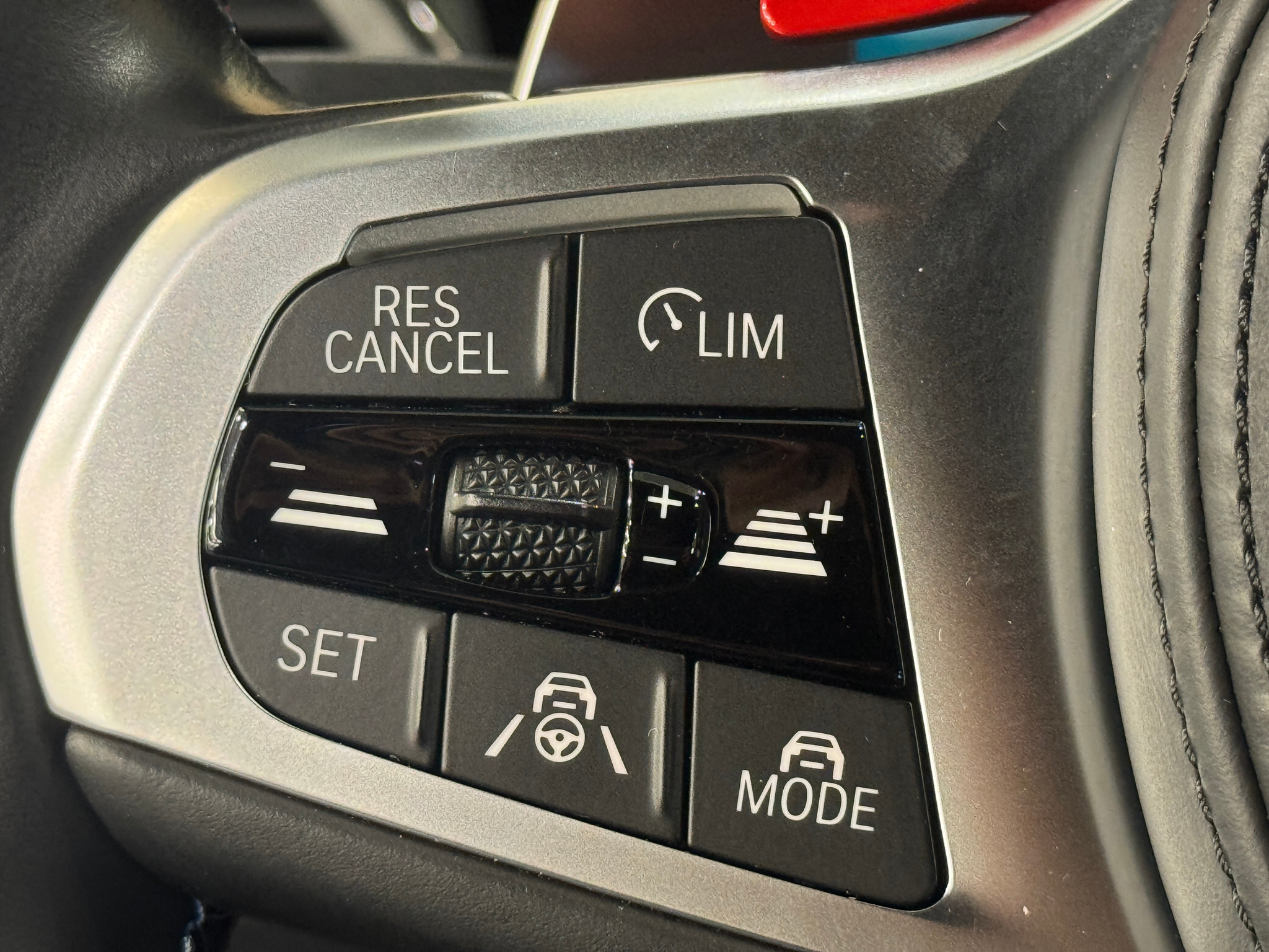 listing desktop thumbnail image 16