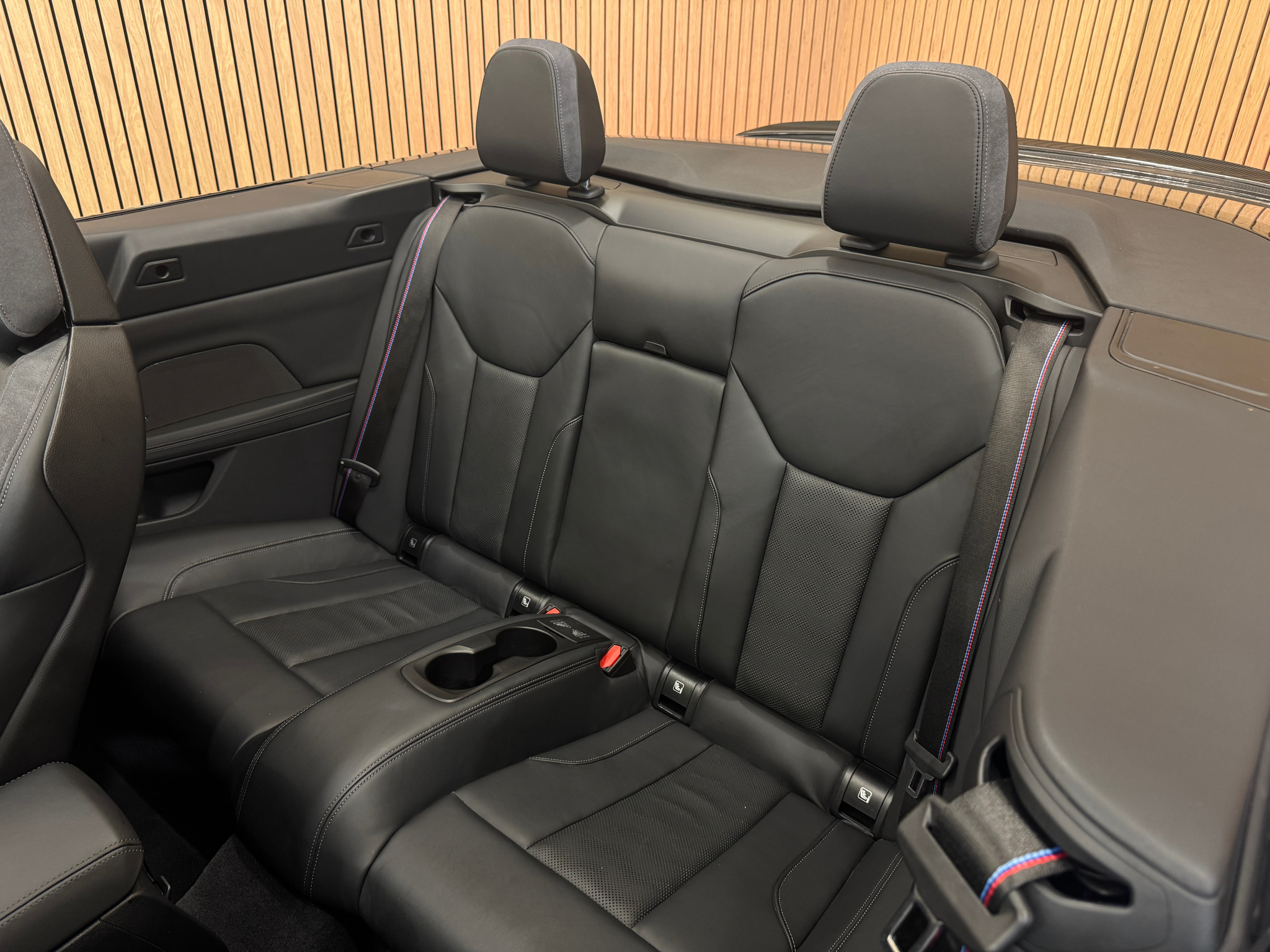 listing desktop thumbnail image 11