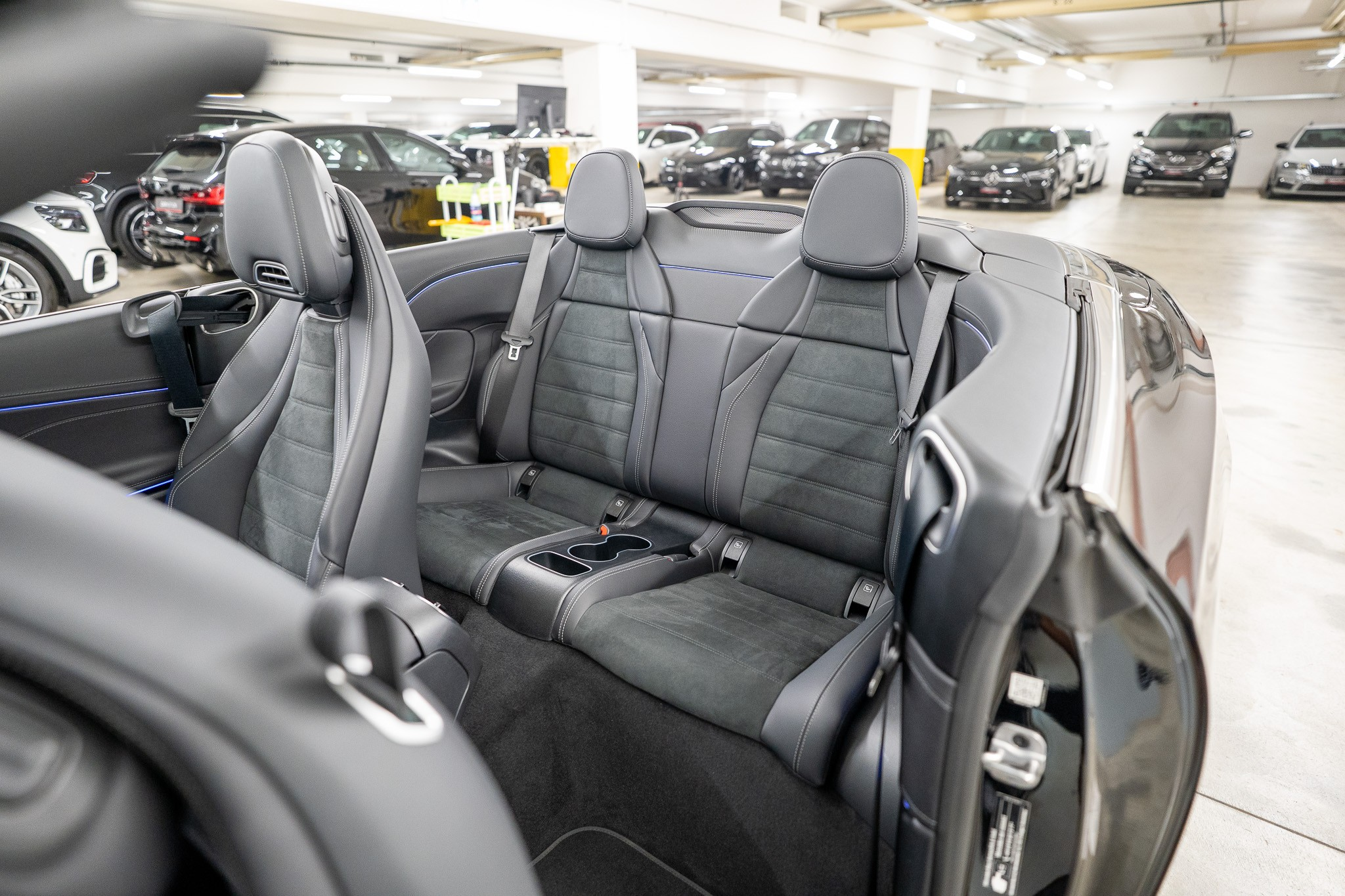 listing desktop thumbnail image 16