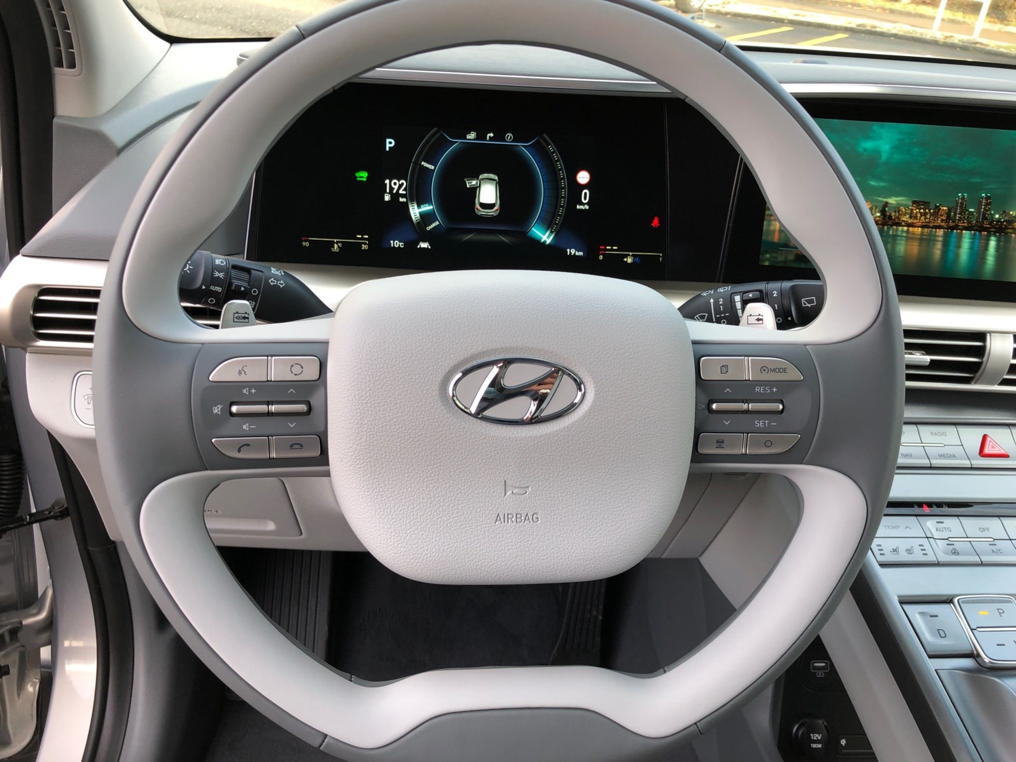 listing desktop thumbnail image 8