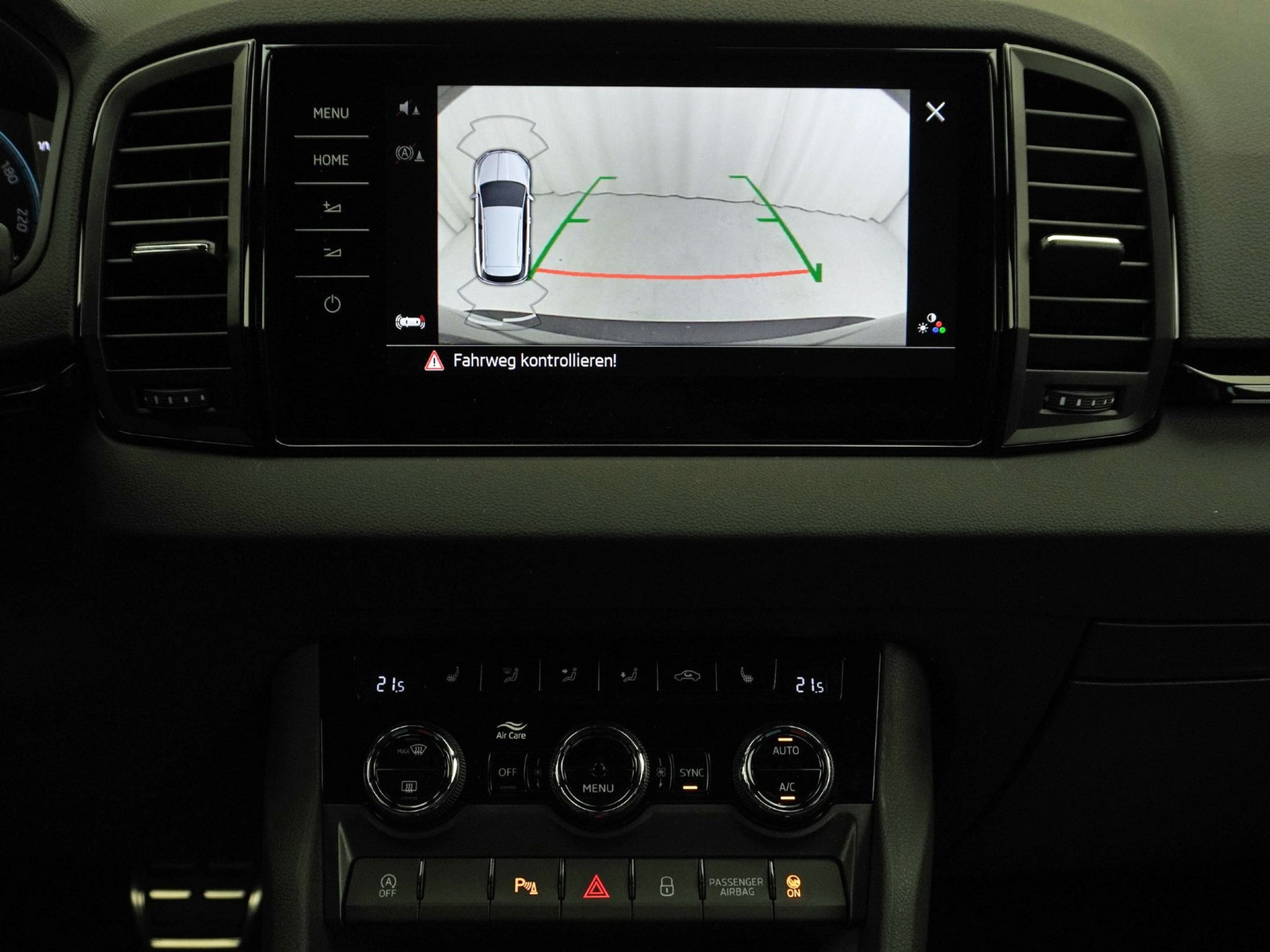 listing desktop thumbnail image 17