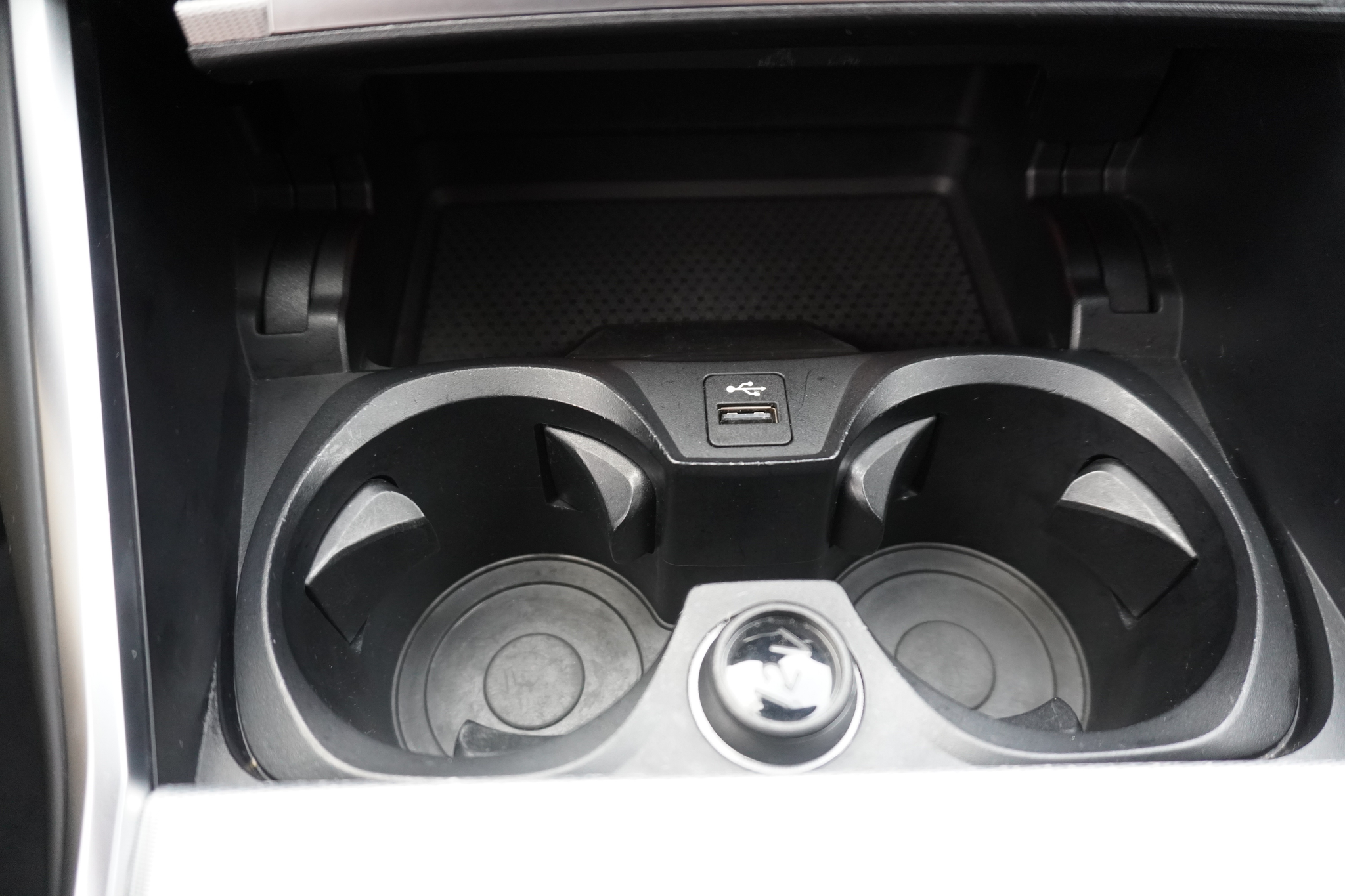 listing desktop thumbnail image 17