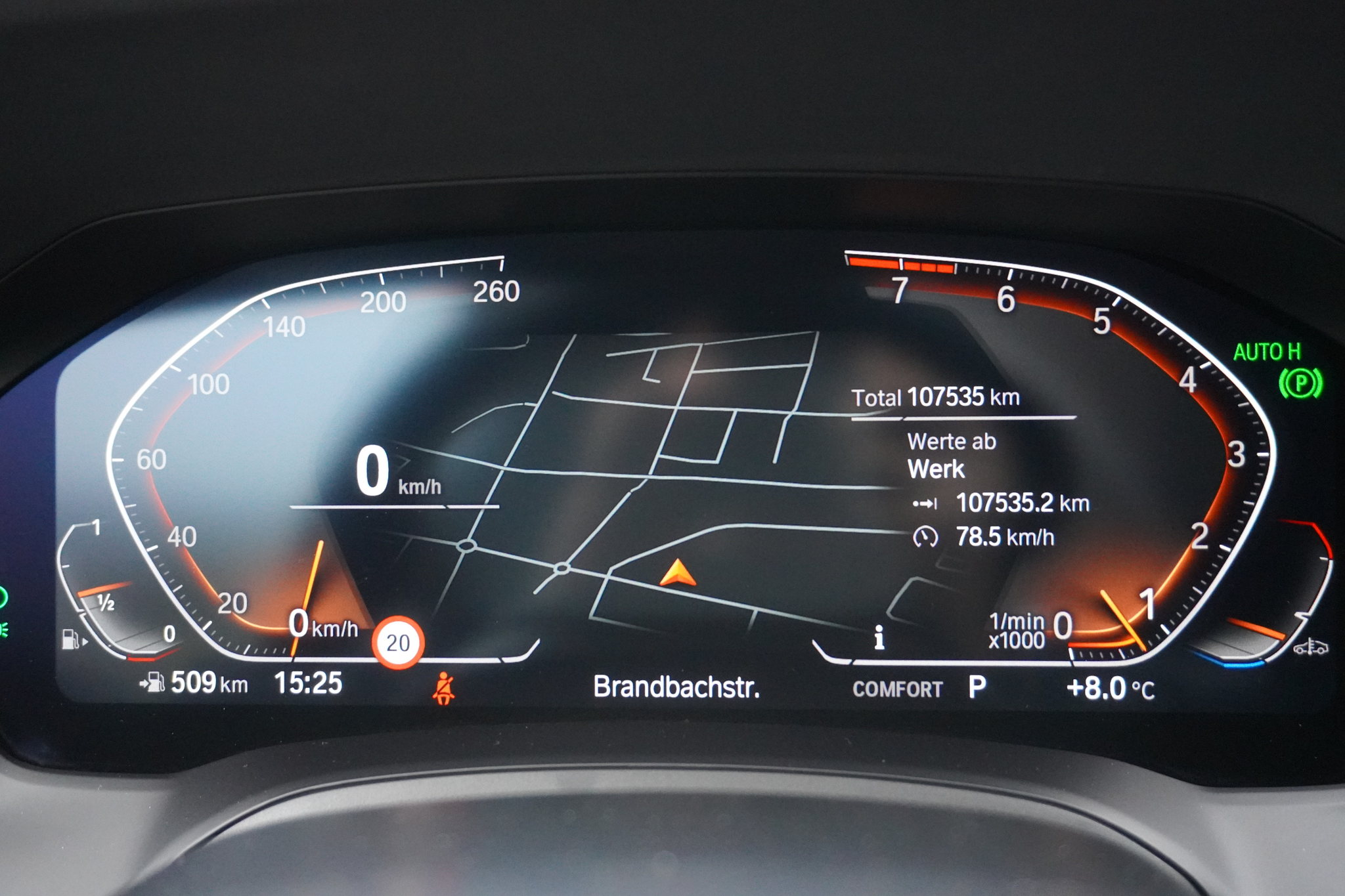 listing desktop thumbnail image 27