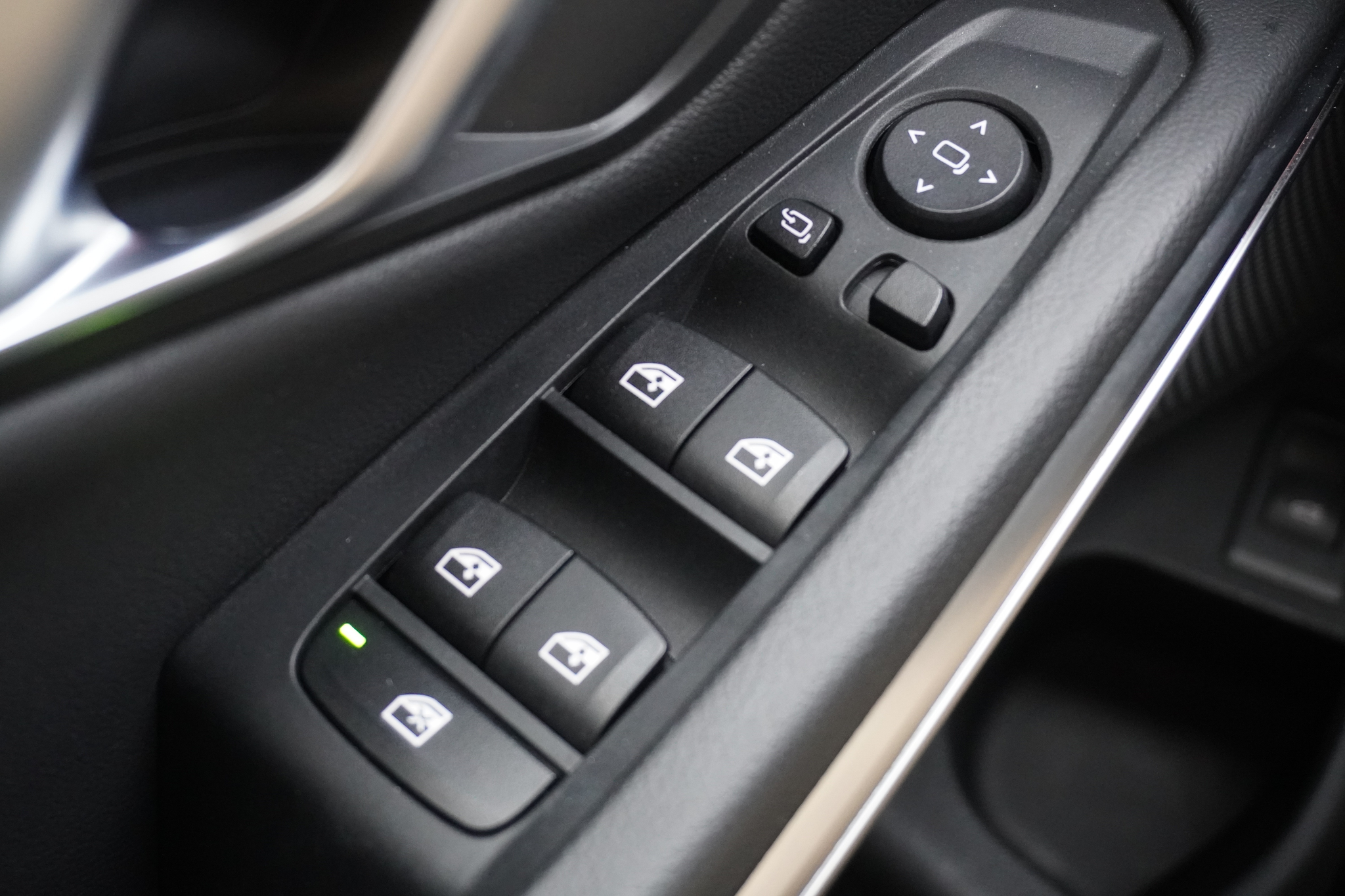 listing desktop thumbnail image 28