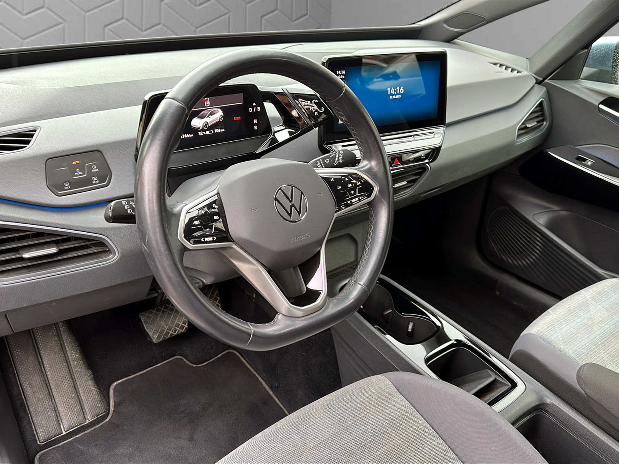 listing desktop thumbnail image 11