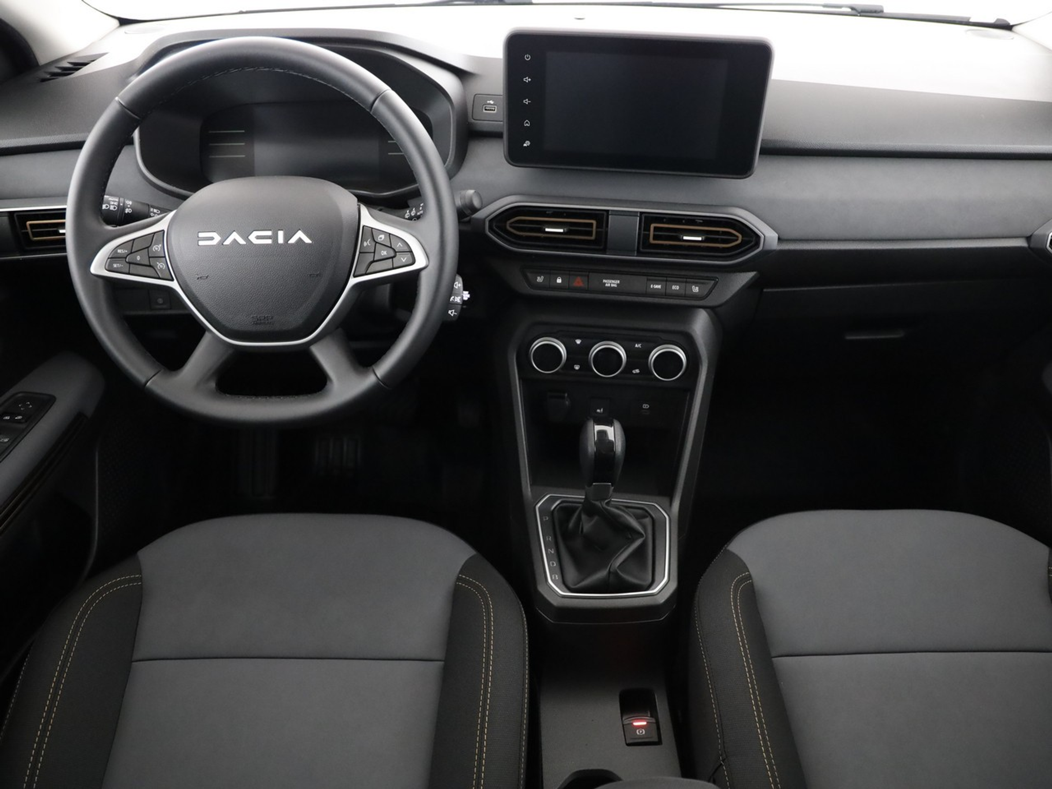 listing desktop thumbnail image 4