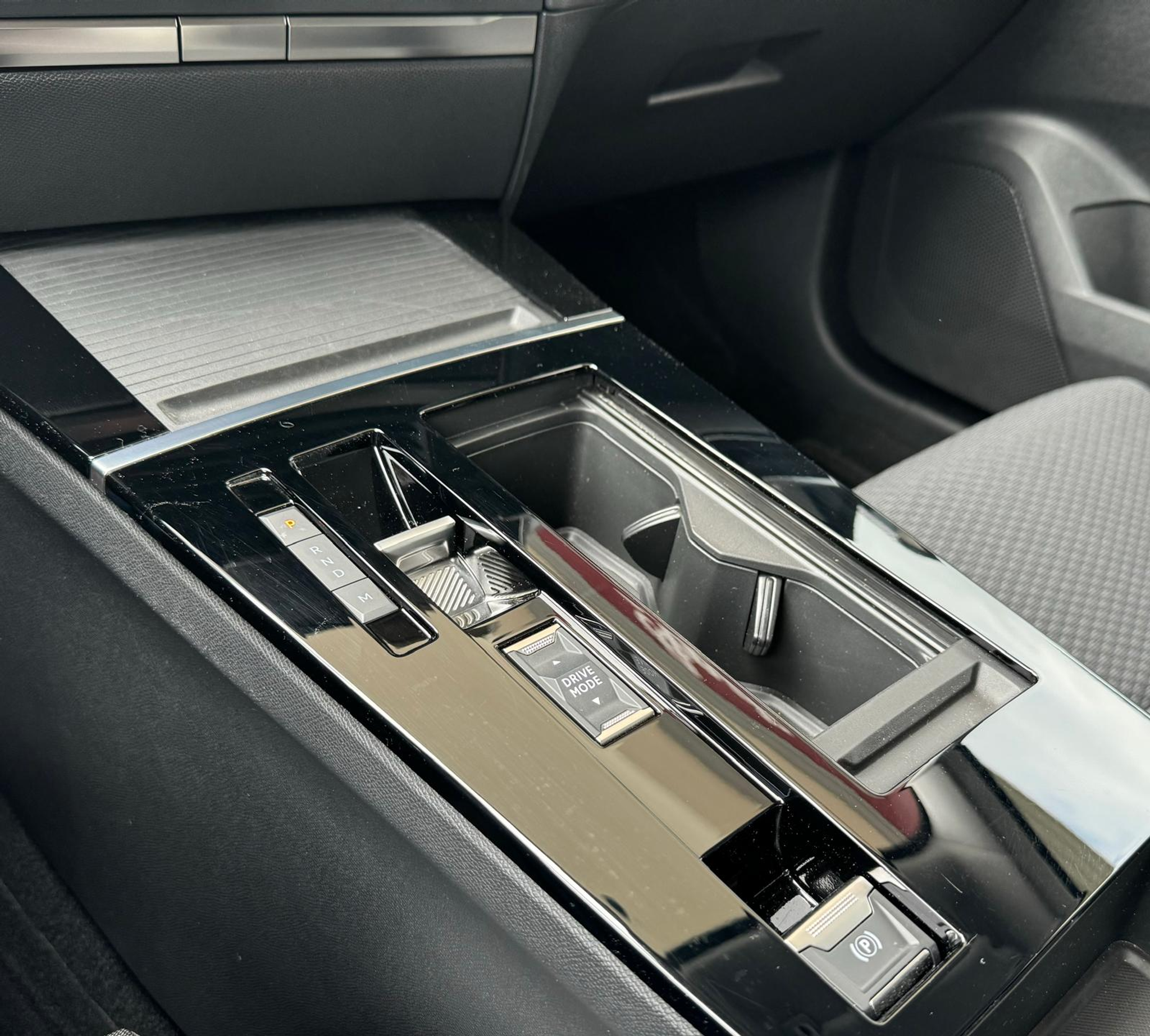 listing desktop thumbnail image 15