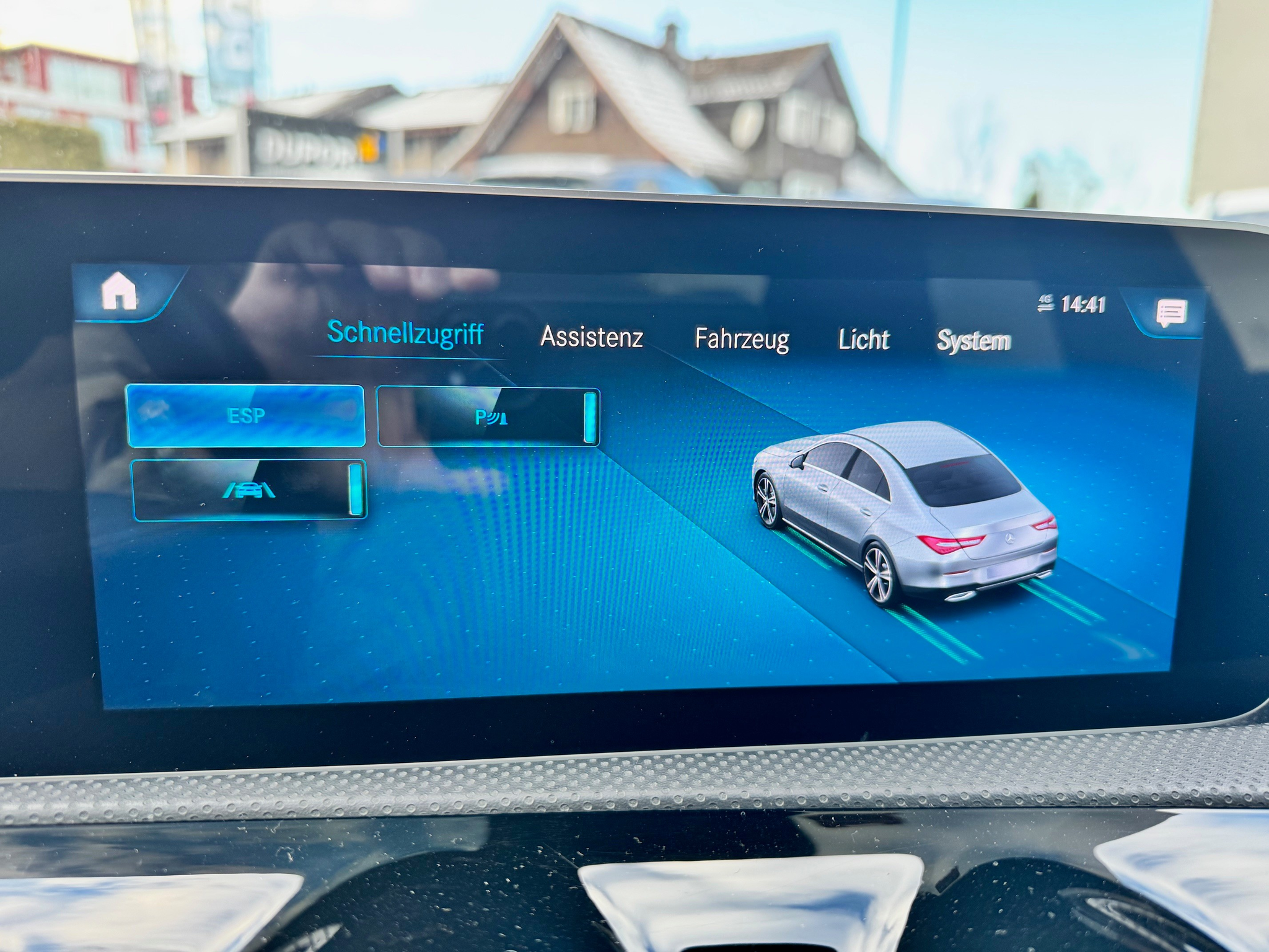 listing desktop thumbnail image 11