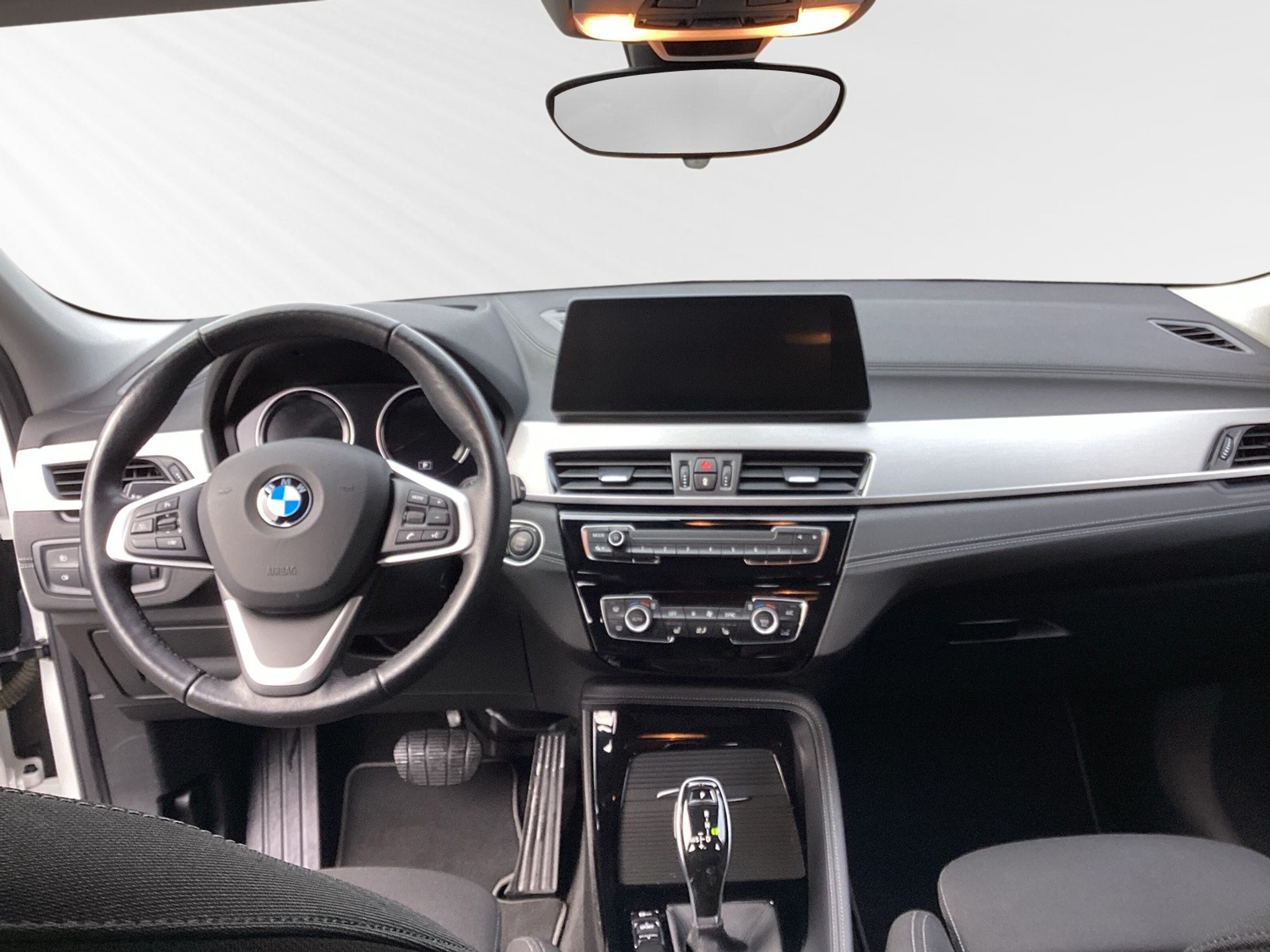 listing desktop thumbnail image 5