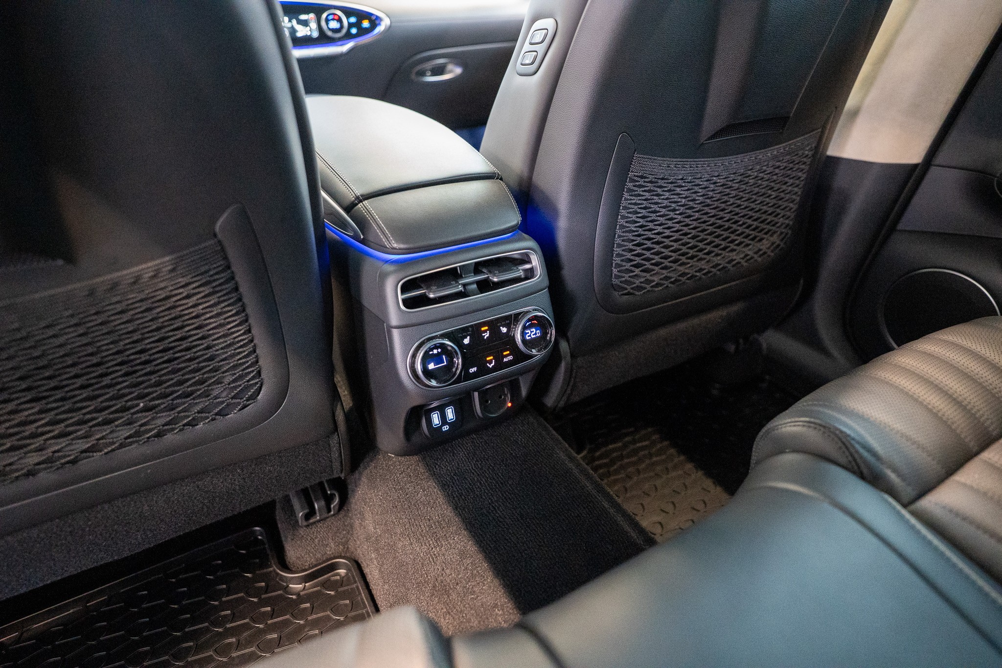 listing desktop thumbnail image 17