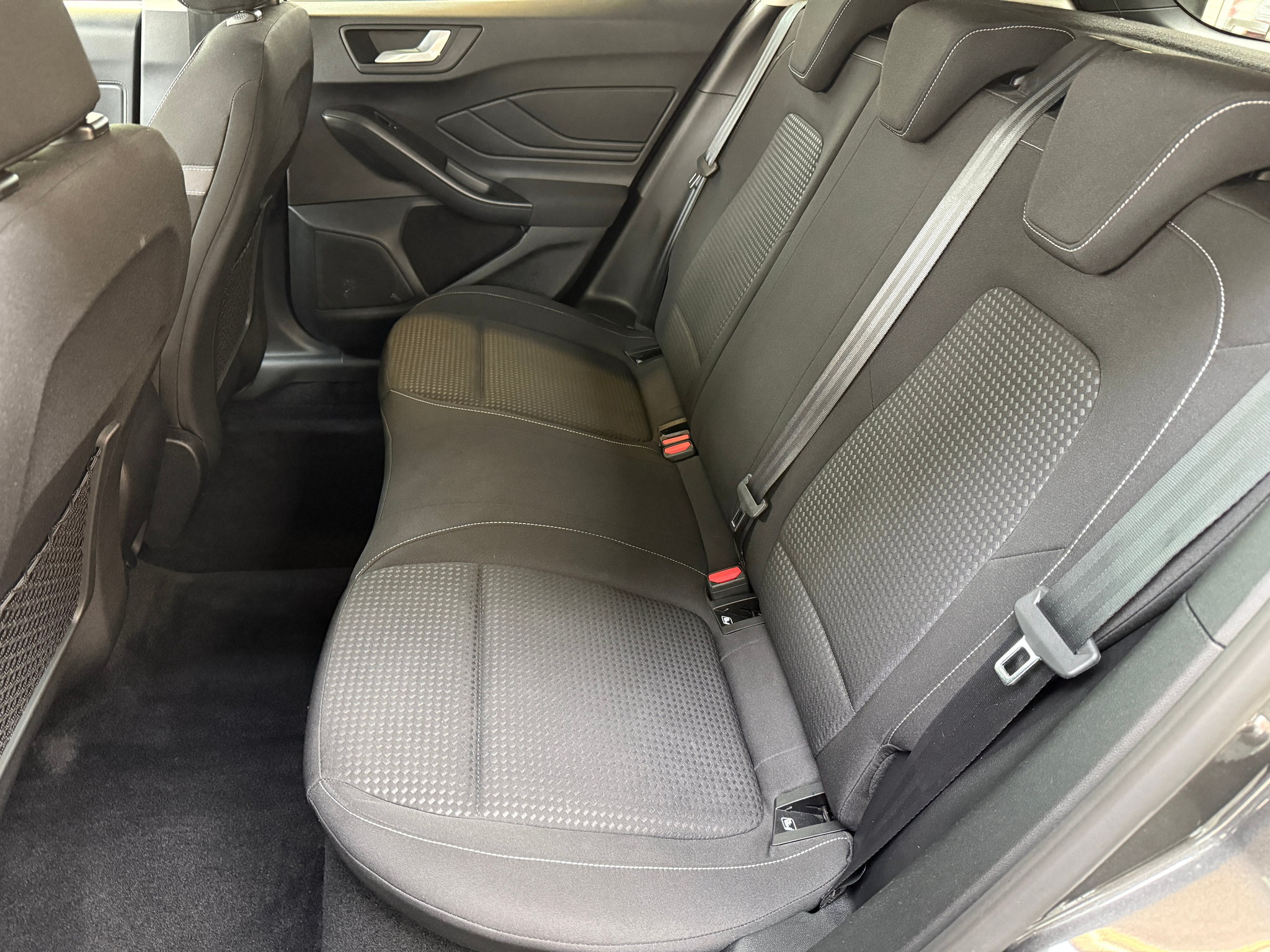 listing desktop thumbnail image 7