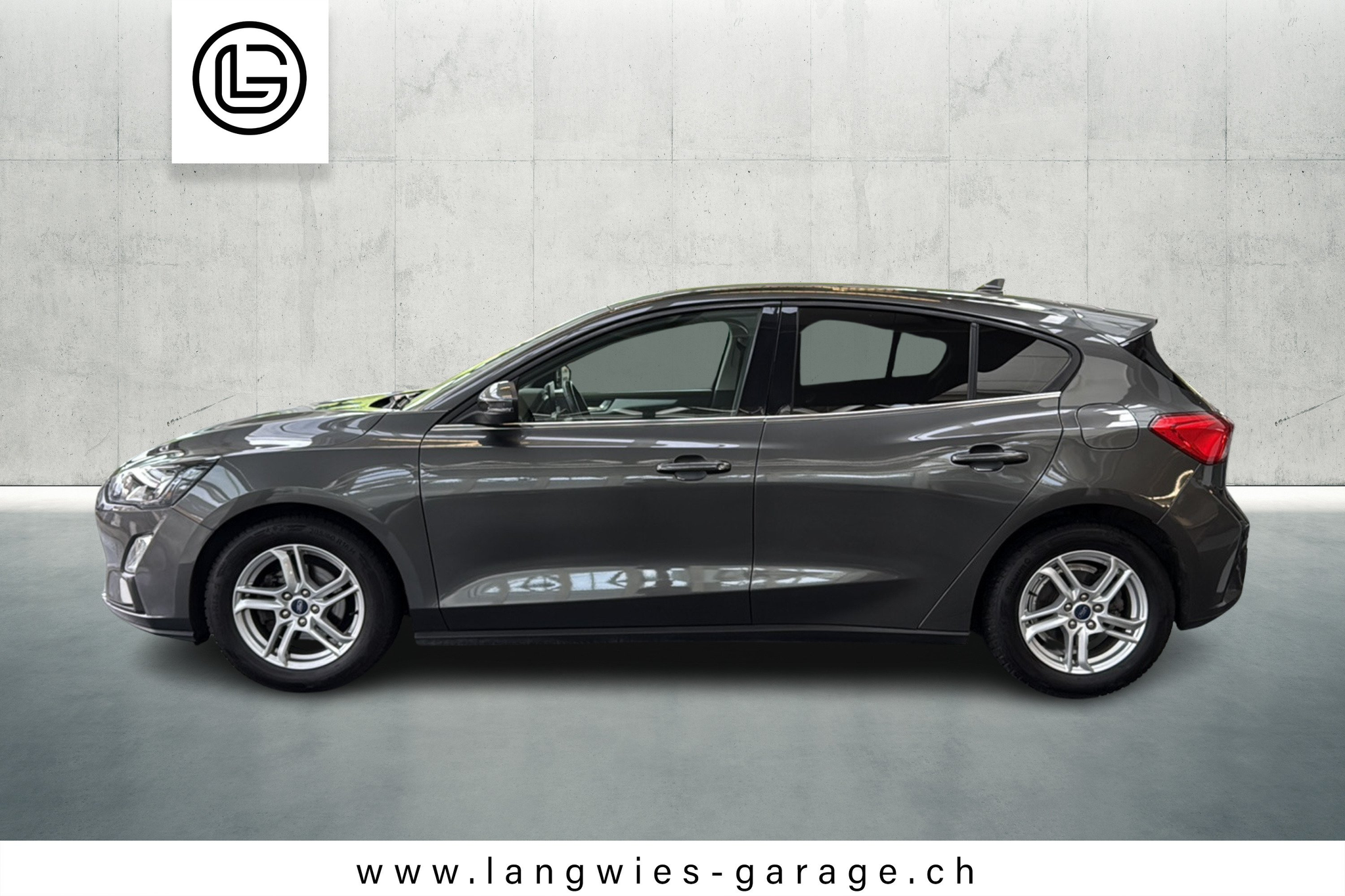 listing desktop thumbnail image 1