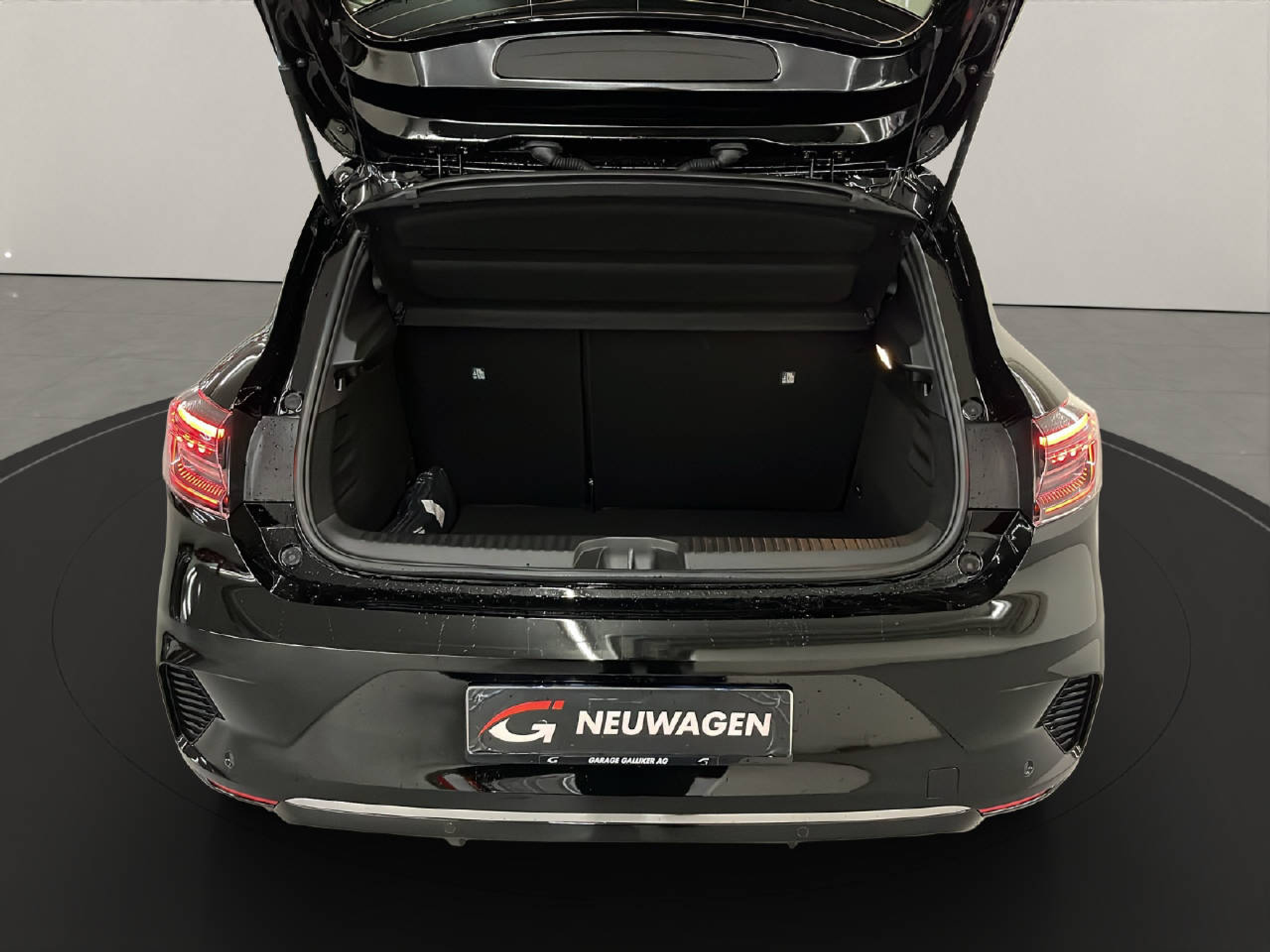 listing desktop thumbnail image 12