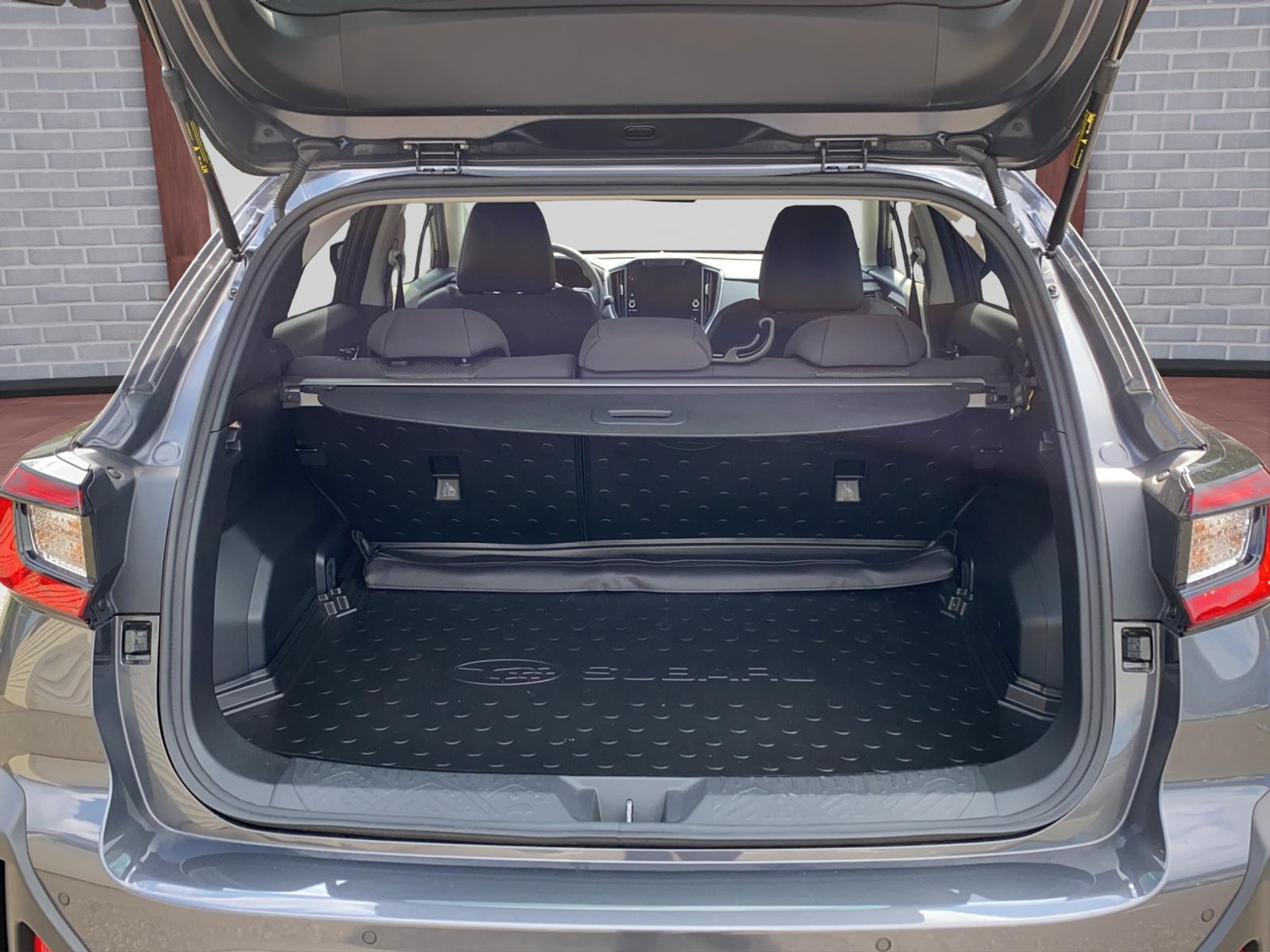 listing desktop thumbnail image 10