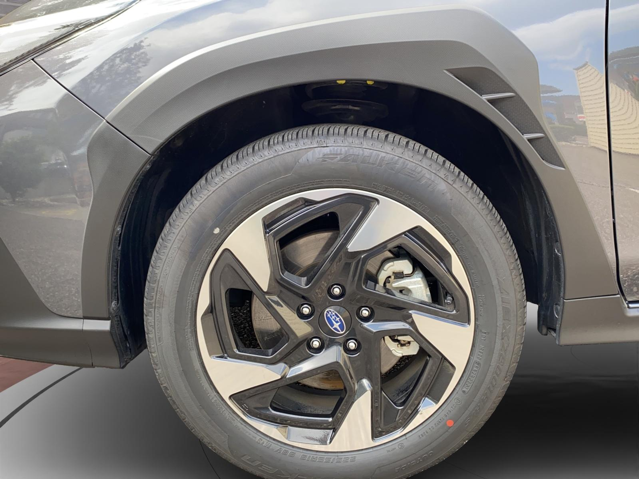 listing desktop thumbnail image 9