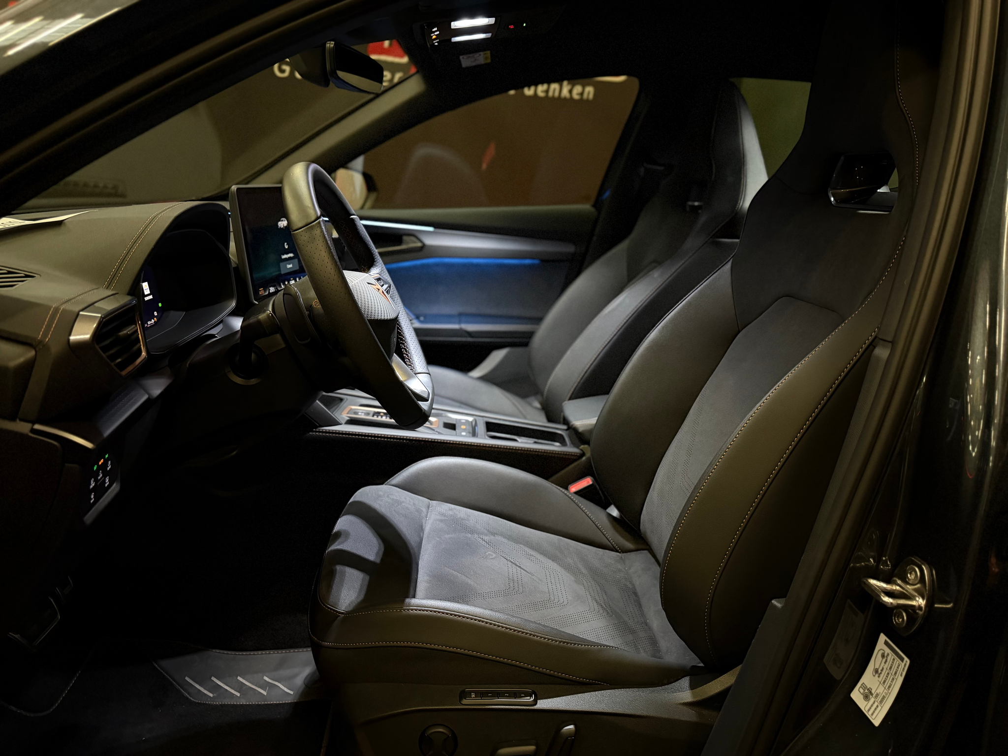 listing desktop thumbnail image 12