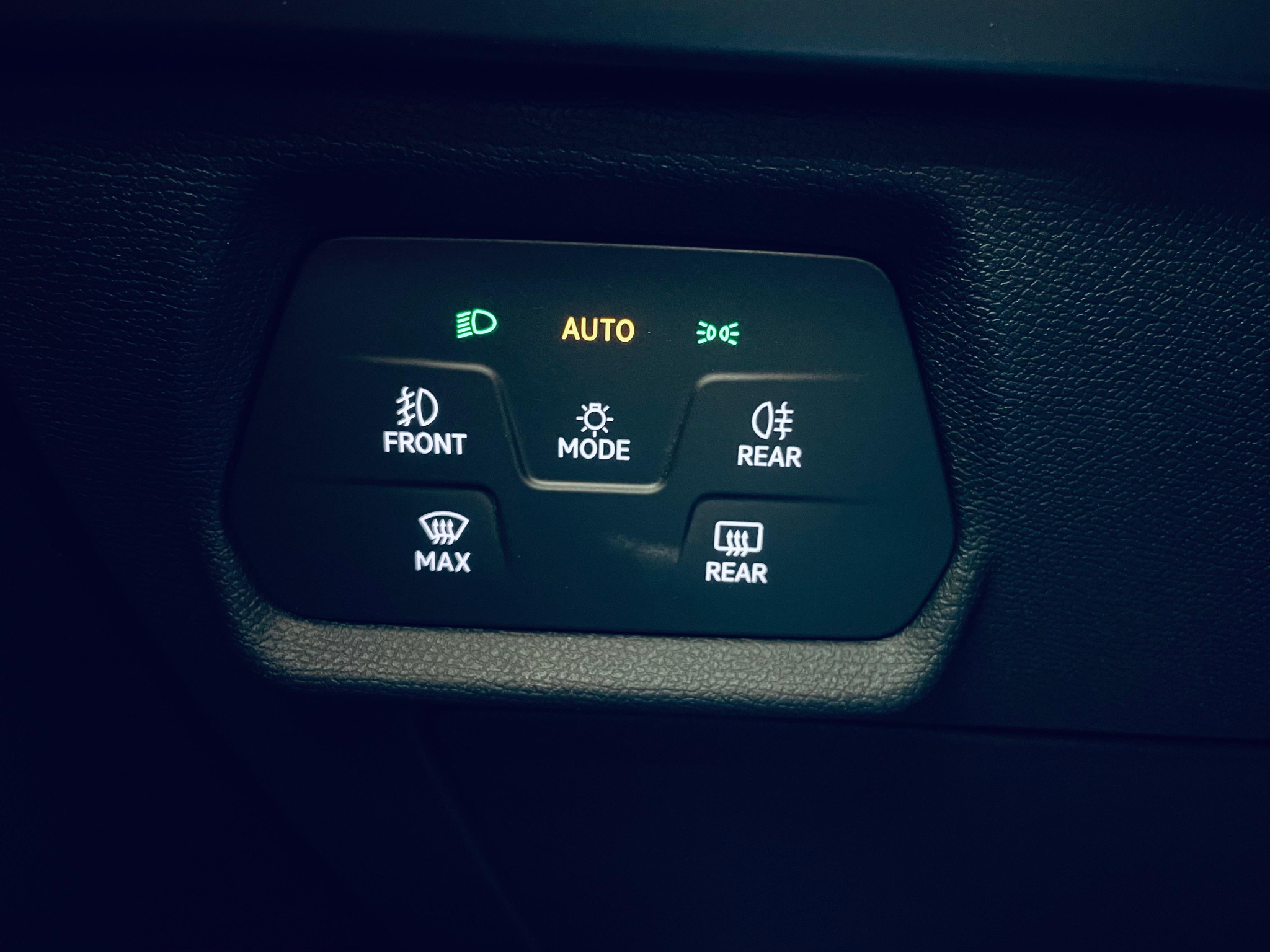 listing desktop thumbnail image 23