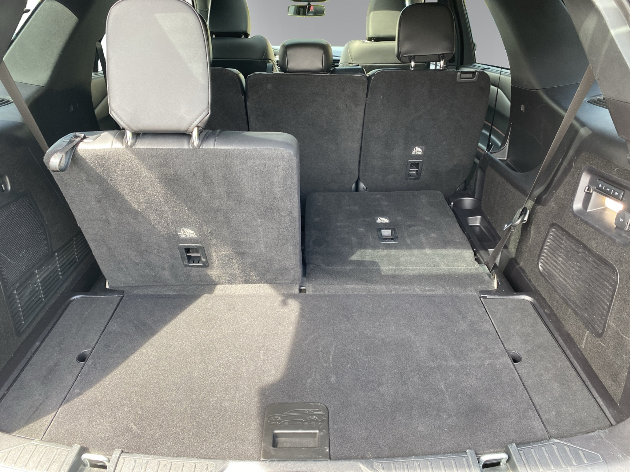 listing desktop thumbnail image 13