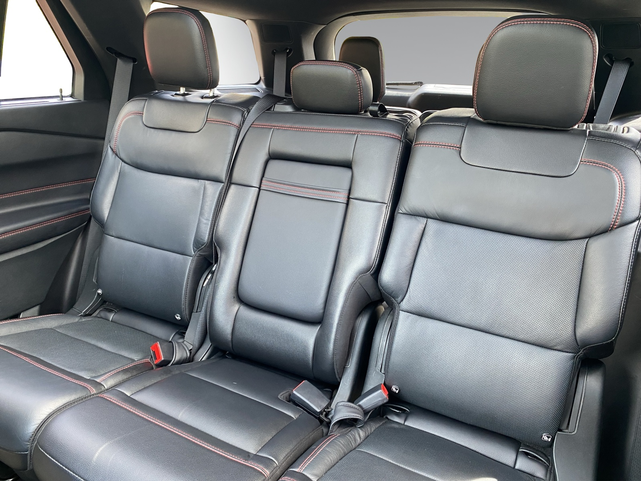 listing desktop thumbnail image 12