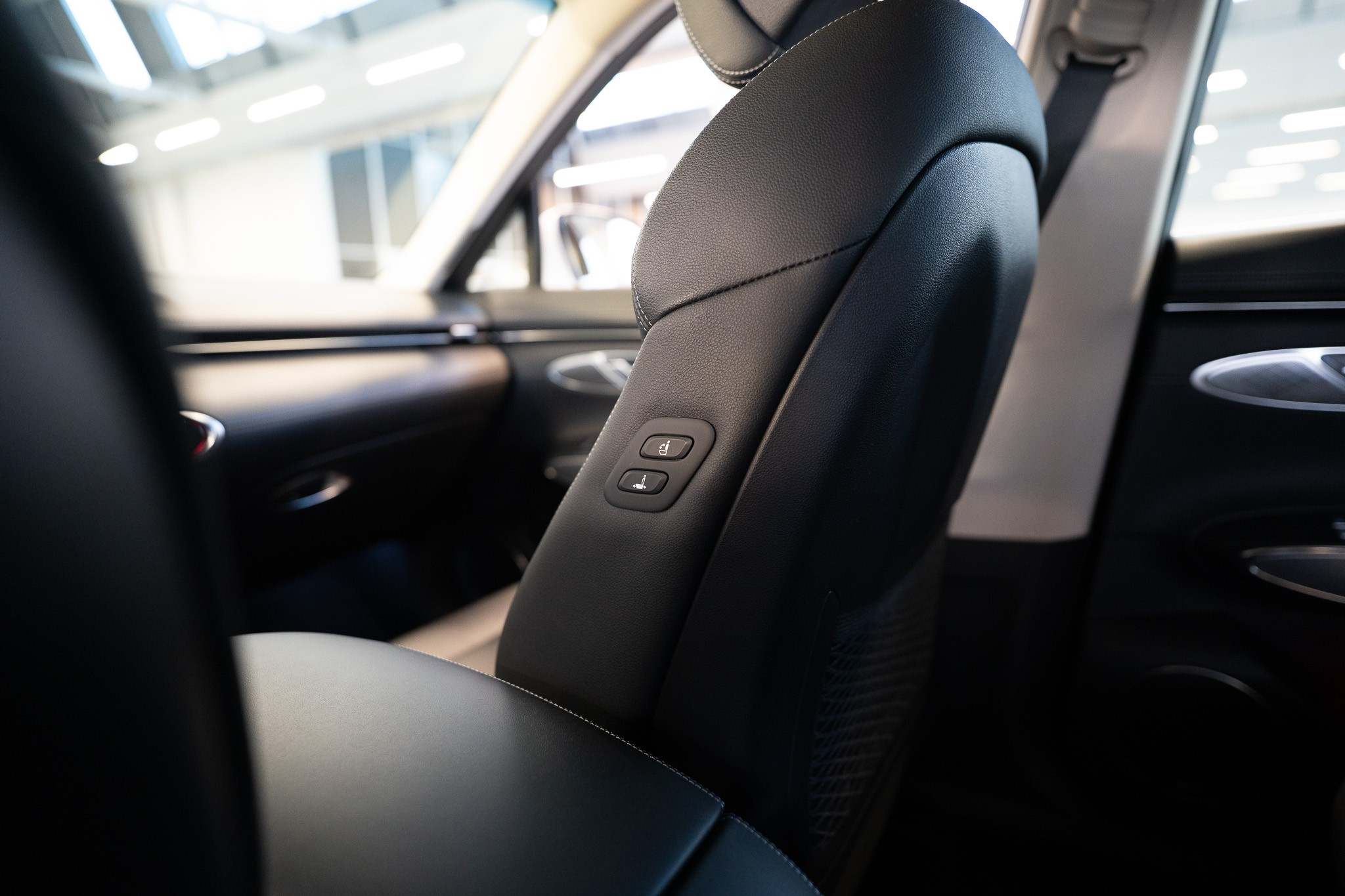 listing desktop thumbnail image 13