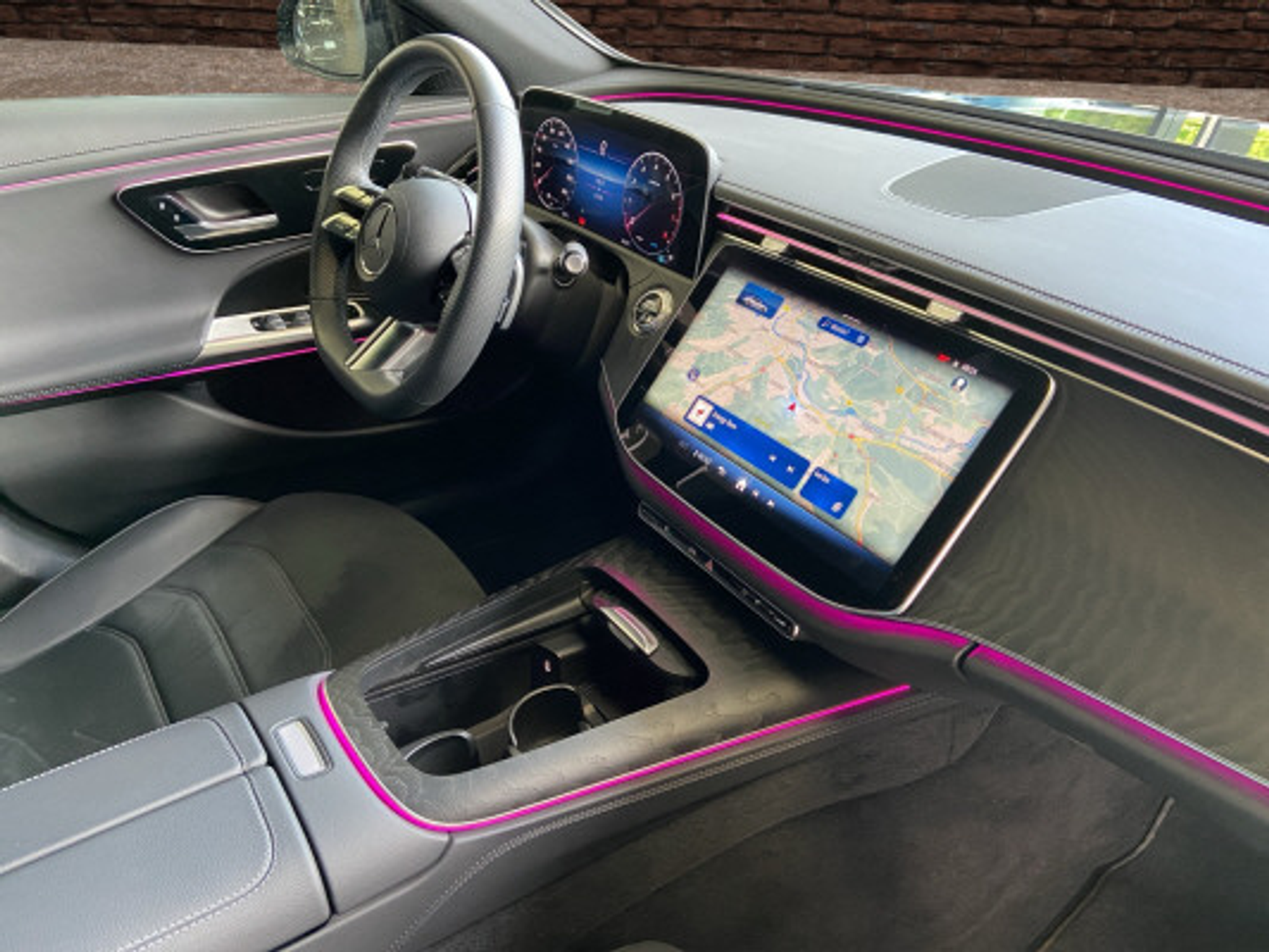 listing desktop thumbnail image 13