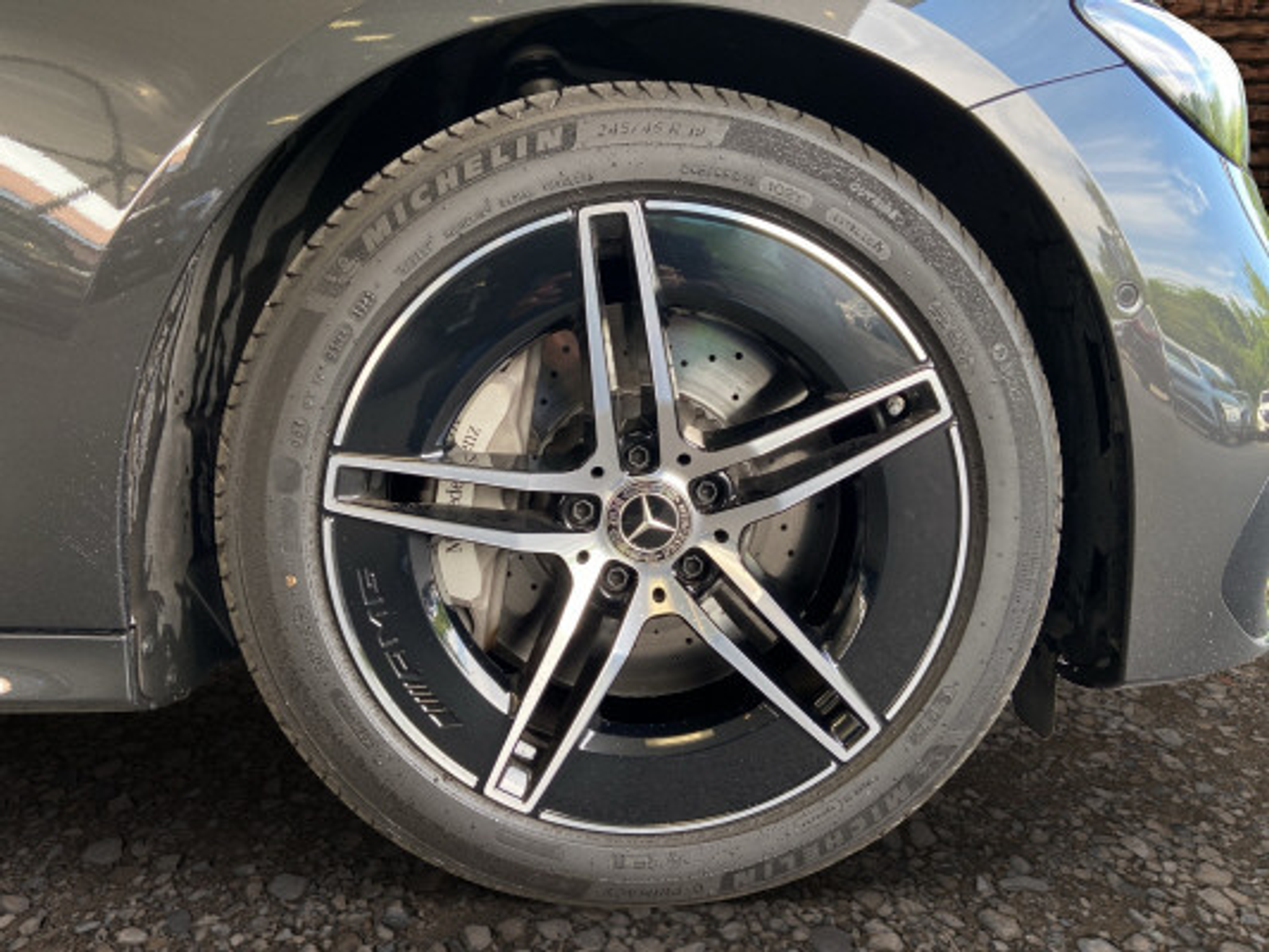 listing desktop thumbnail image 7