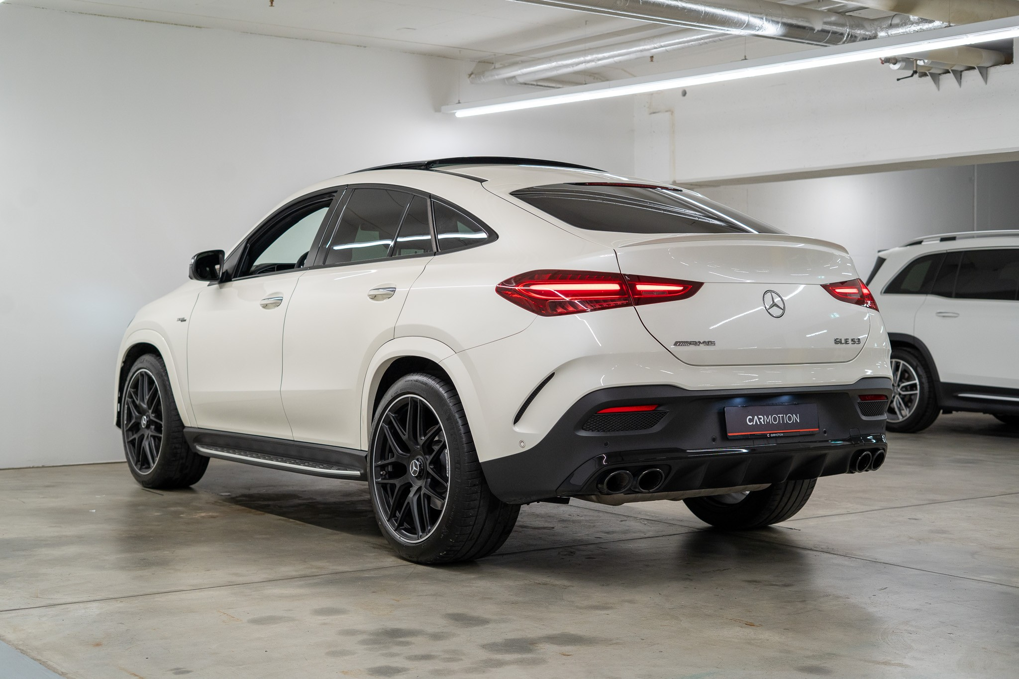 listing desktop thumbnail image 2