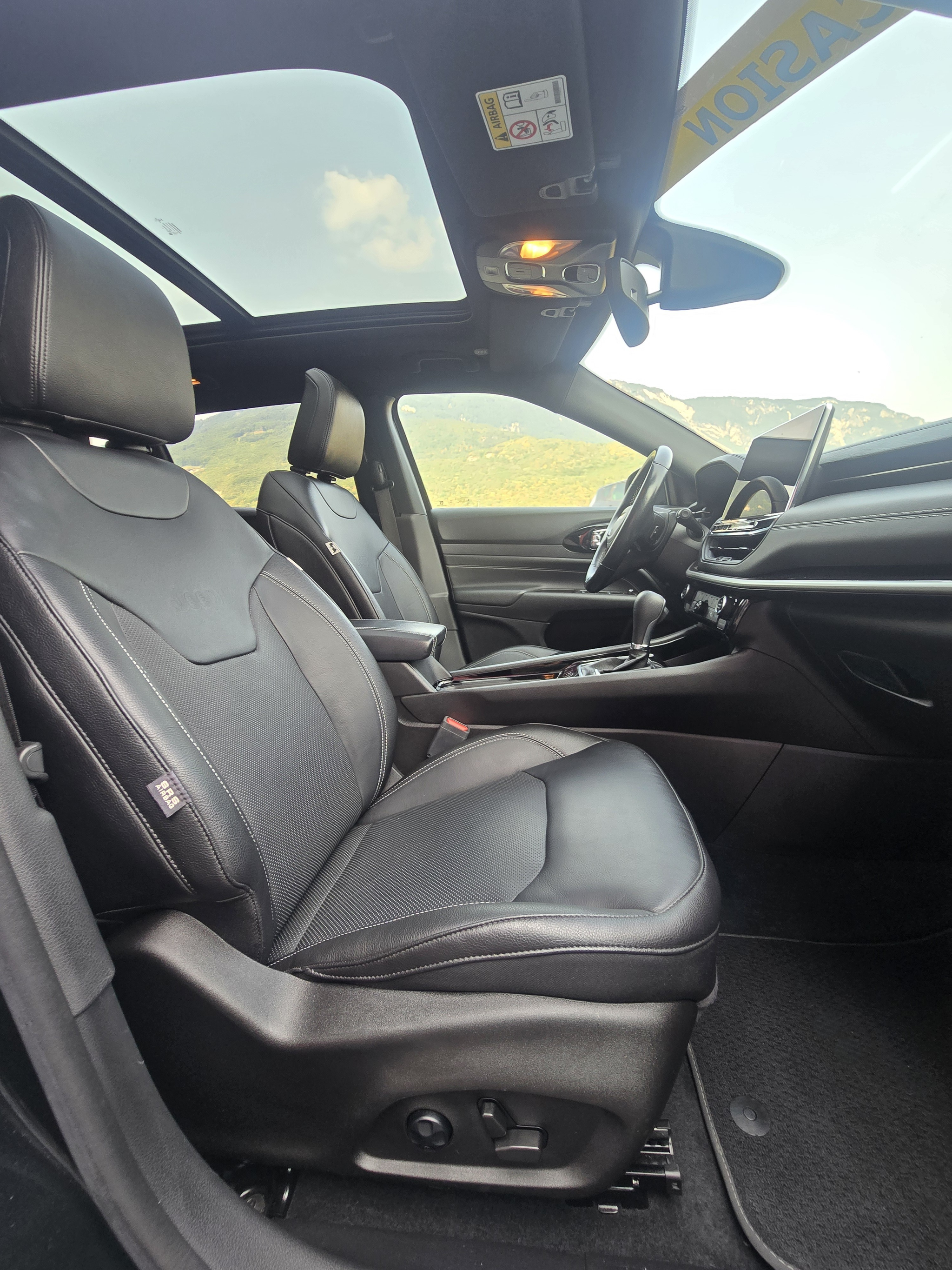 listing desktop thumbnail image 17