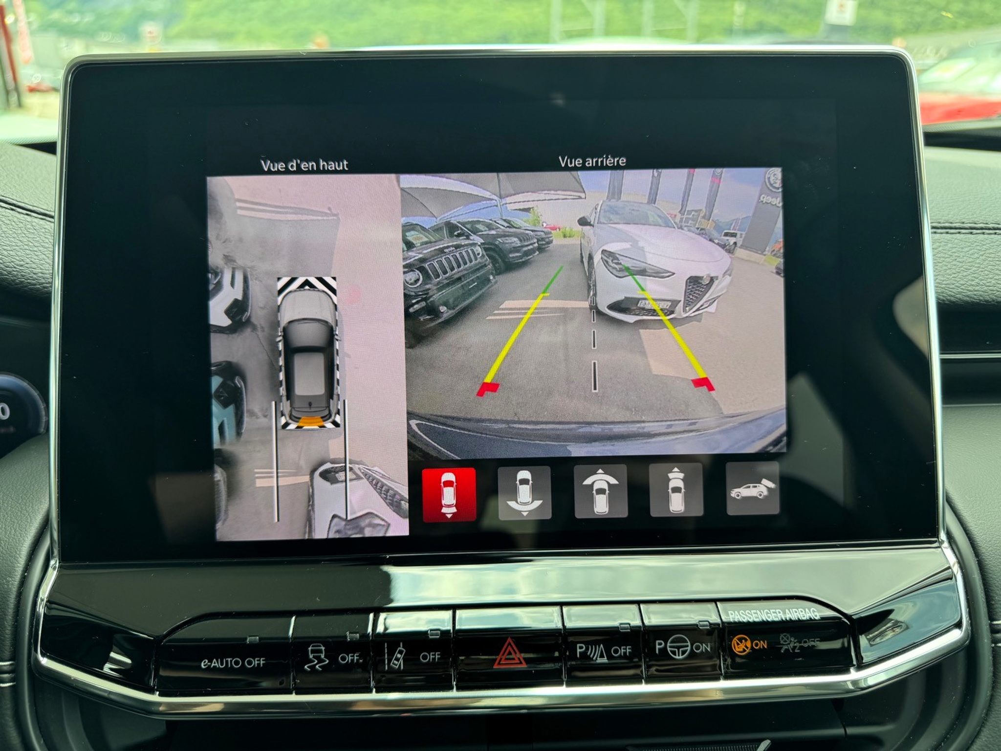 listing desktop thumbnail image 13