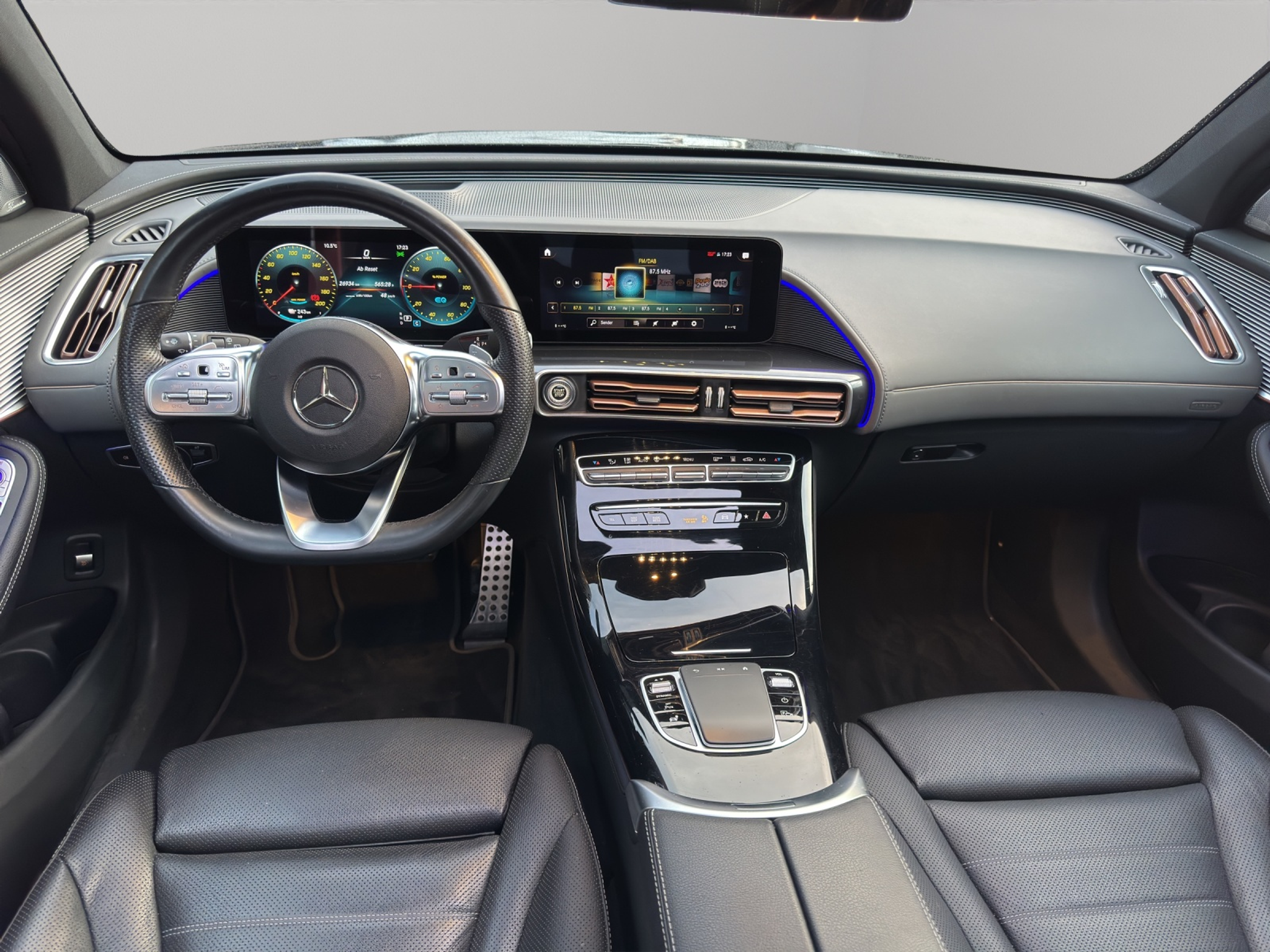 listing desktop thumbnail image 11