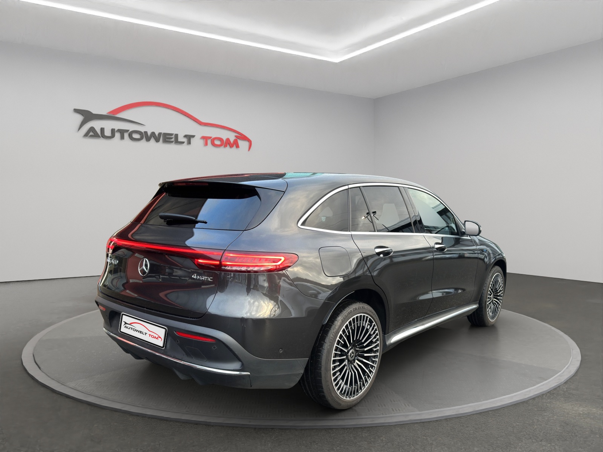 listing desktop thumbnail image 4