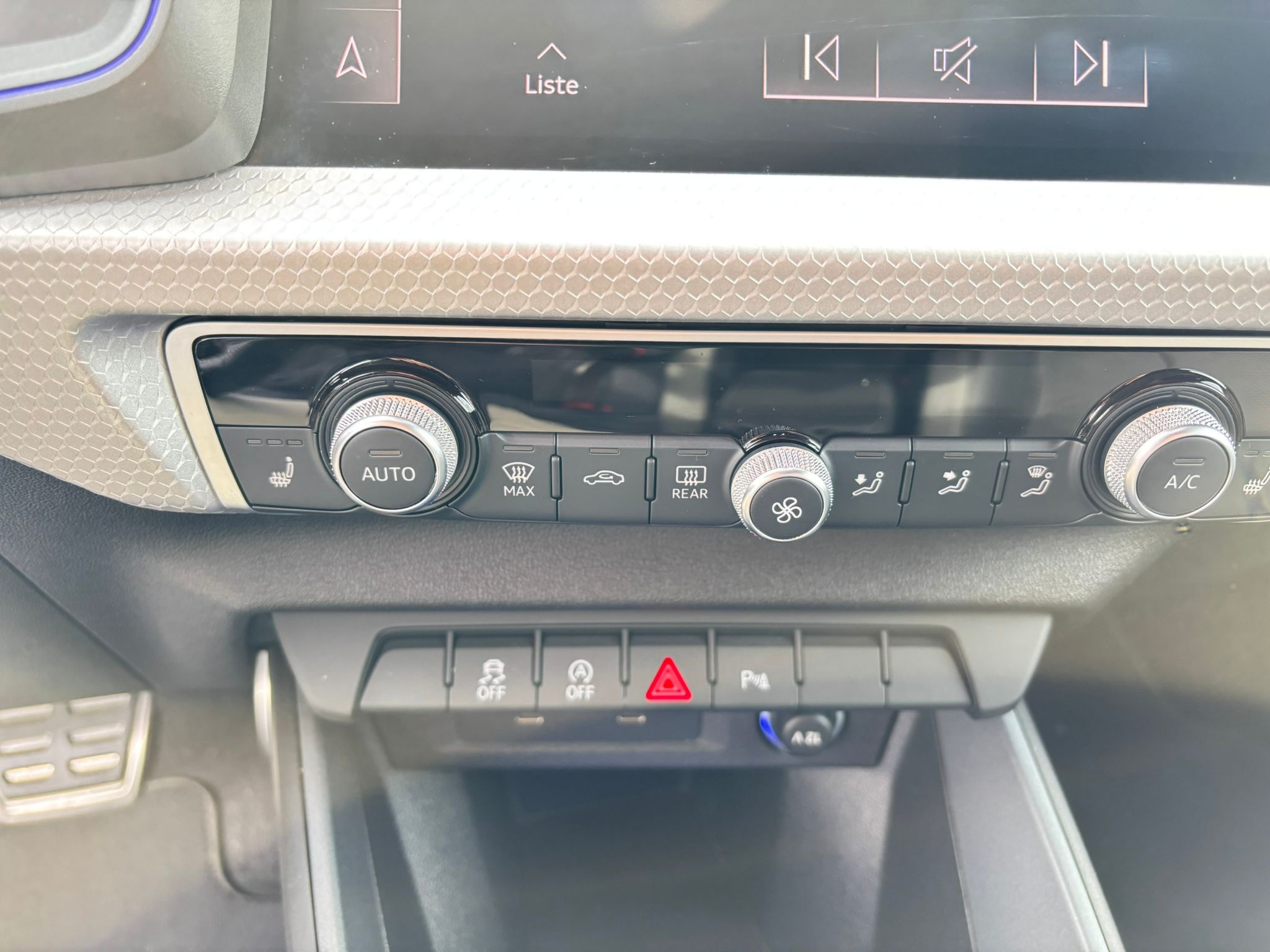 listing desktop thumbnail image 11