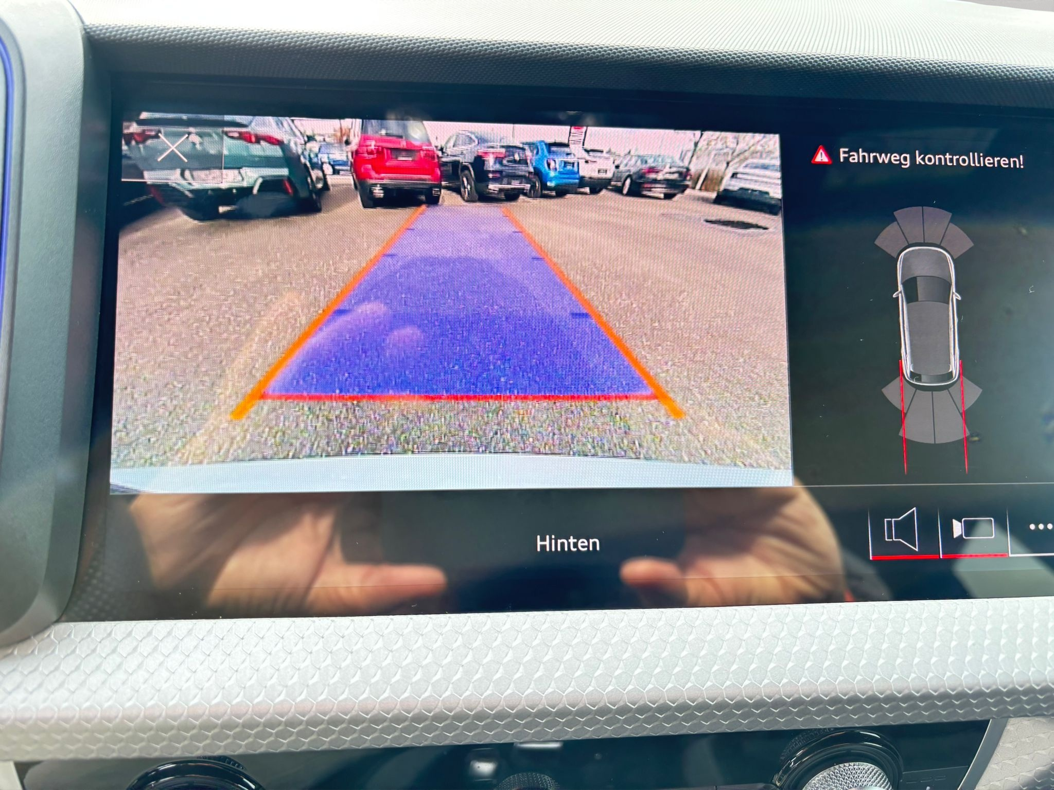 listing desktop thumbnail image 9