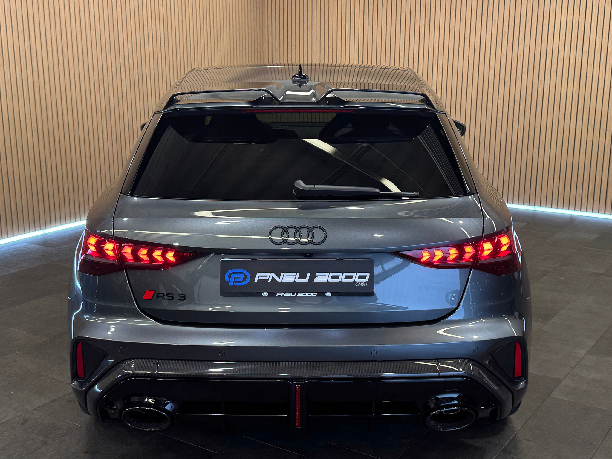 listing desktop thumbnail image 3