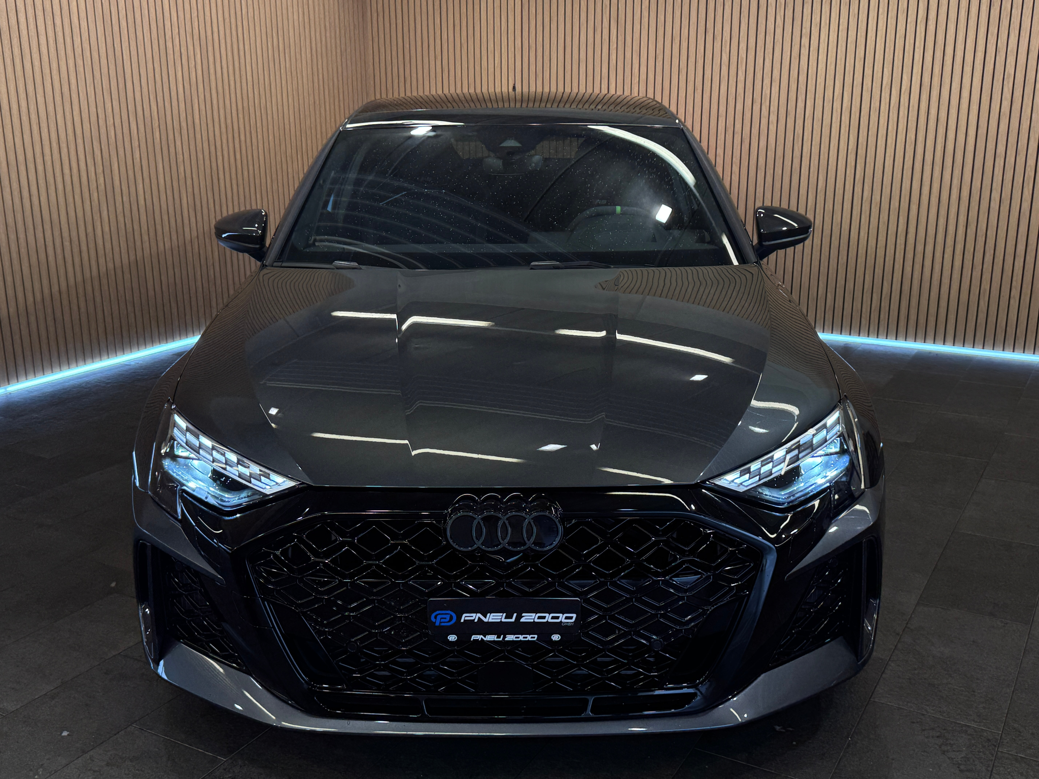 listing desktop thumbnail image 2