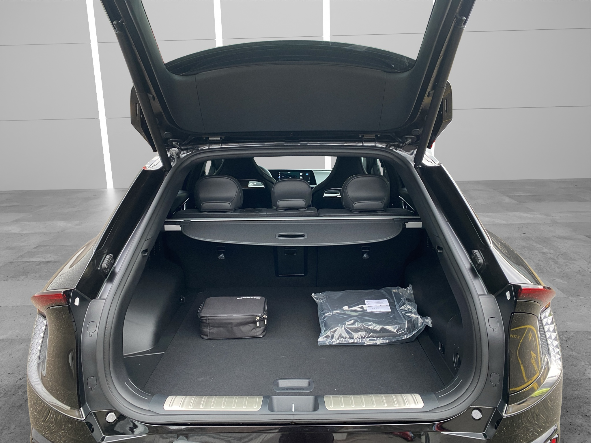 listing desktop thumbnail image 5