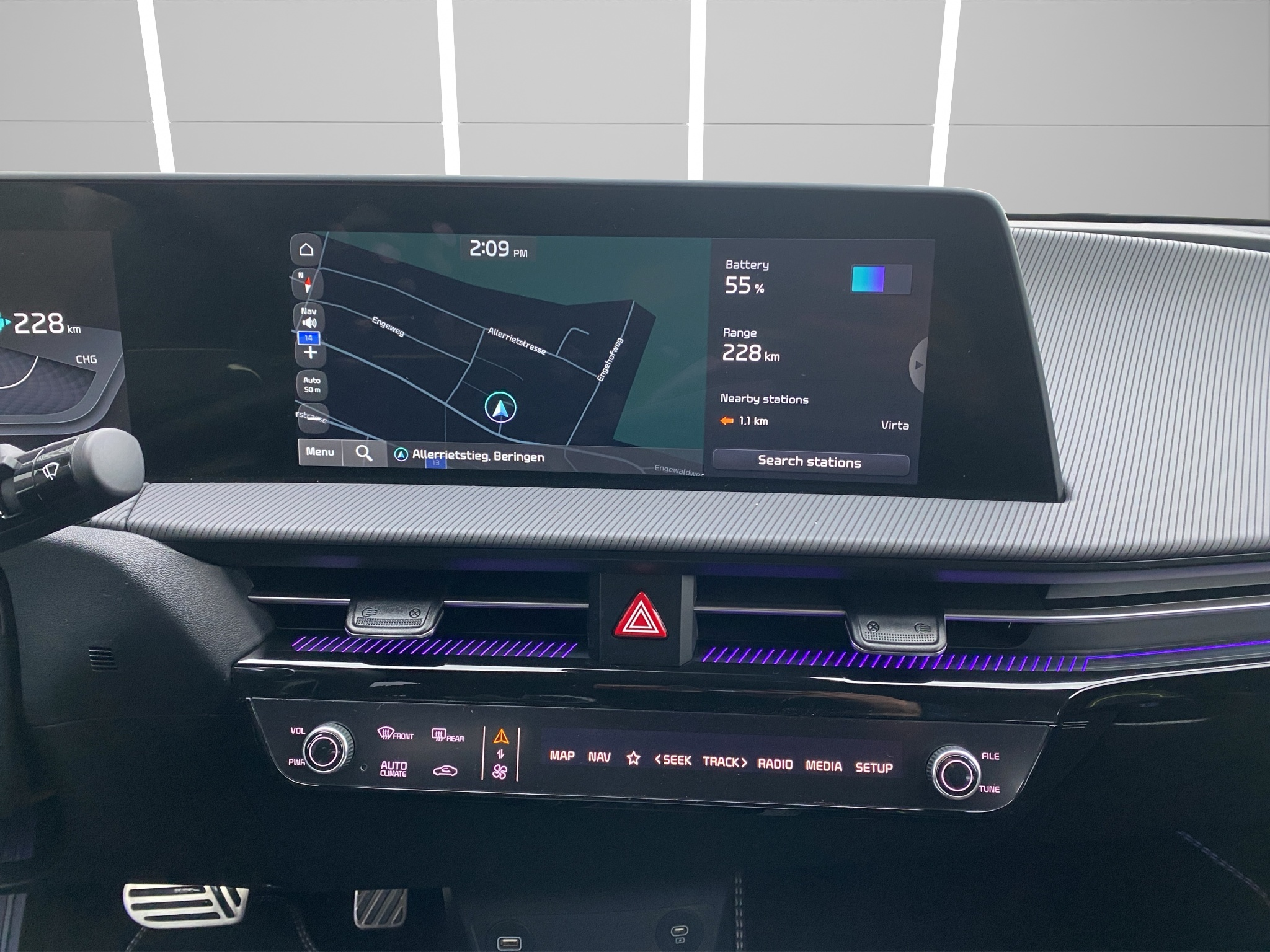 listing desktop thumbnail image 13