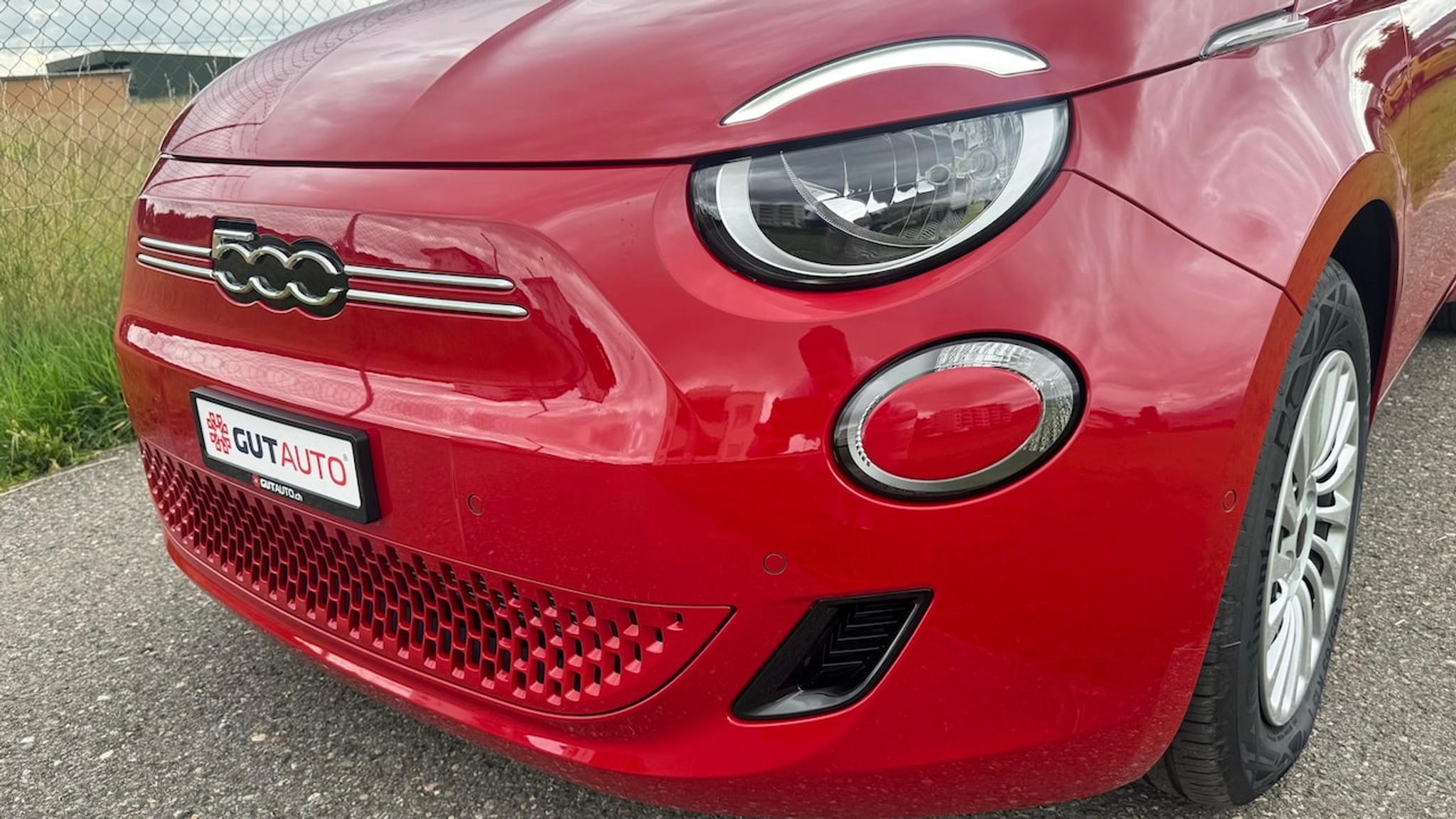 listing desktop thumbnail image 8