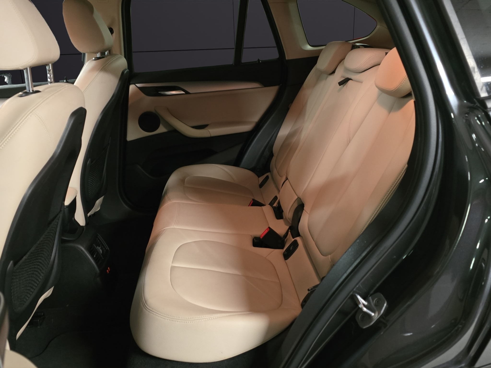 listing desktop thumbnail image 20