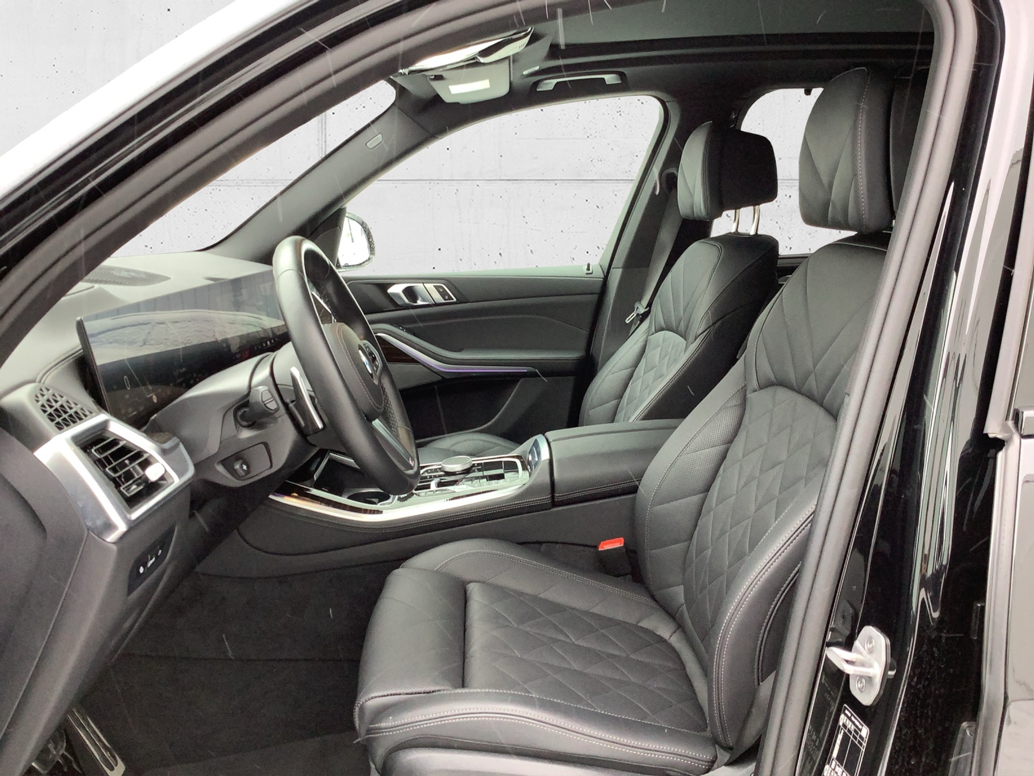 listing desktop thumbnail image 11