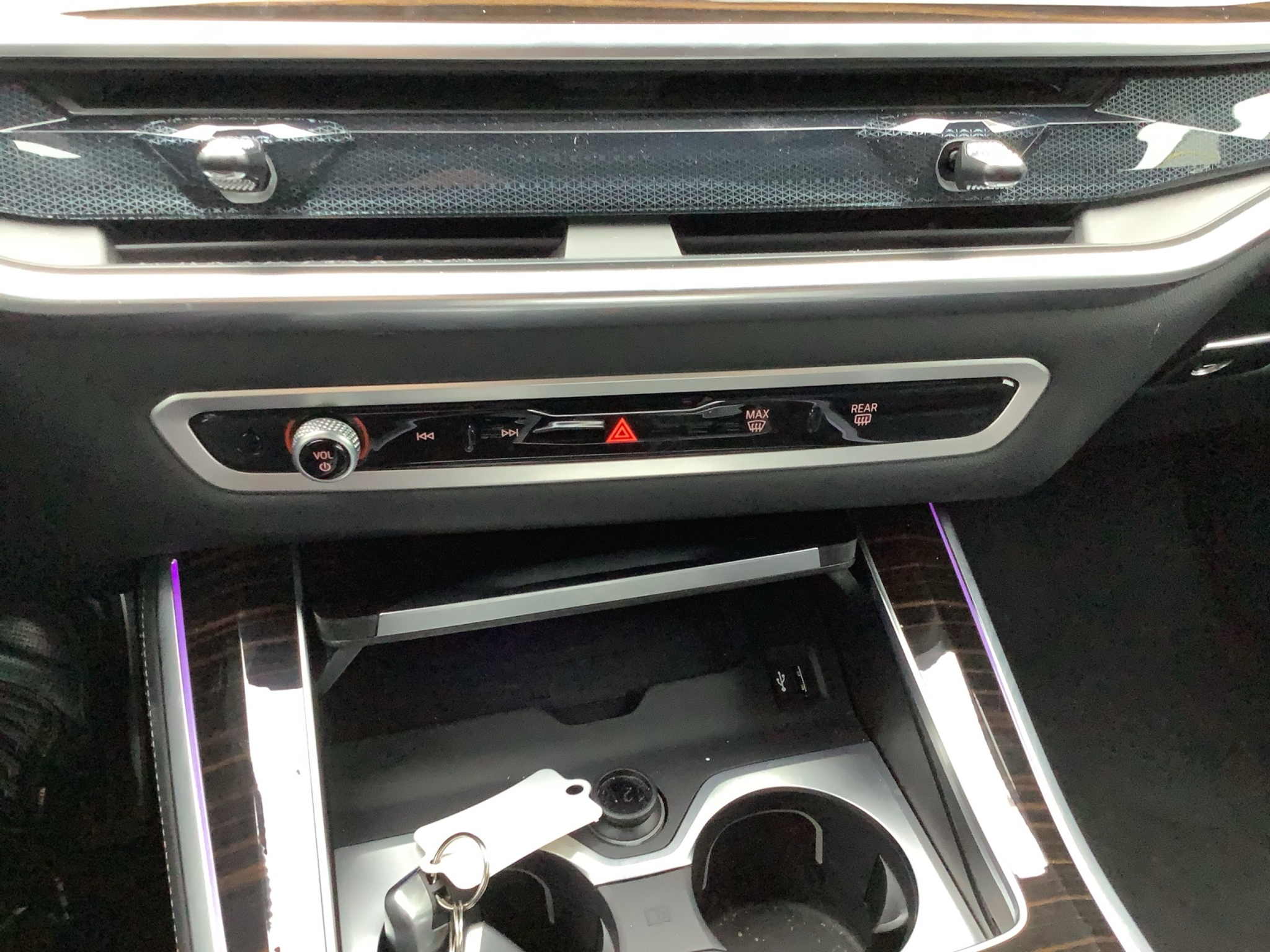 listing desktop thumbnail image 15