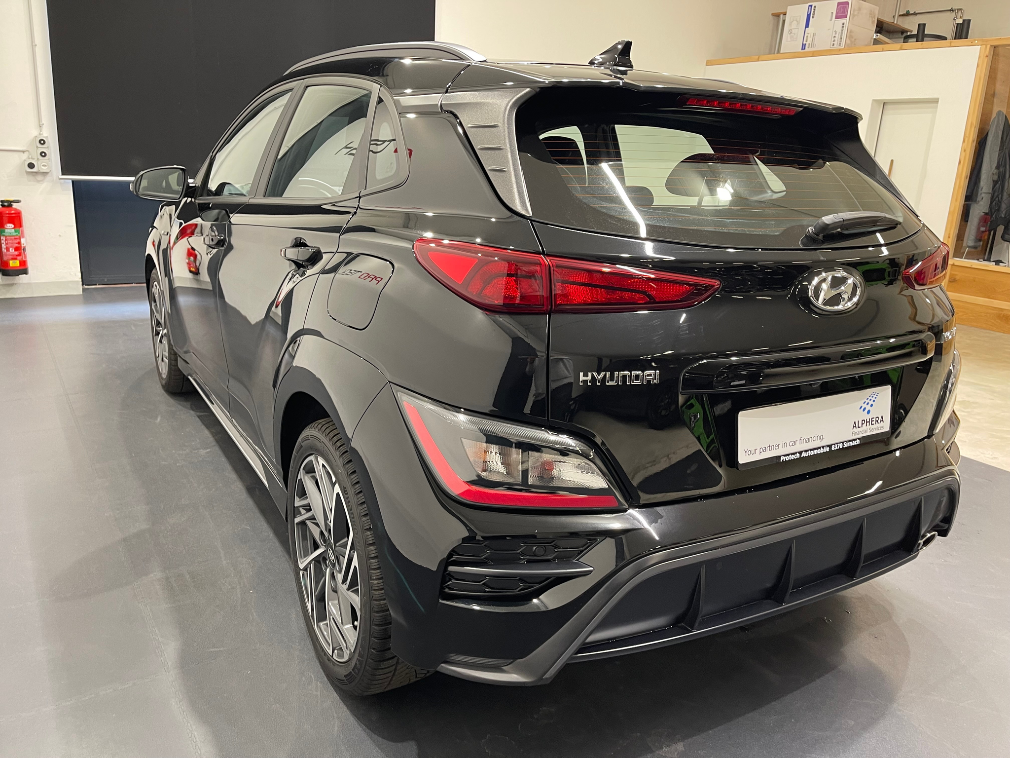 listing desktop thumbnail image 4