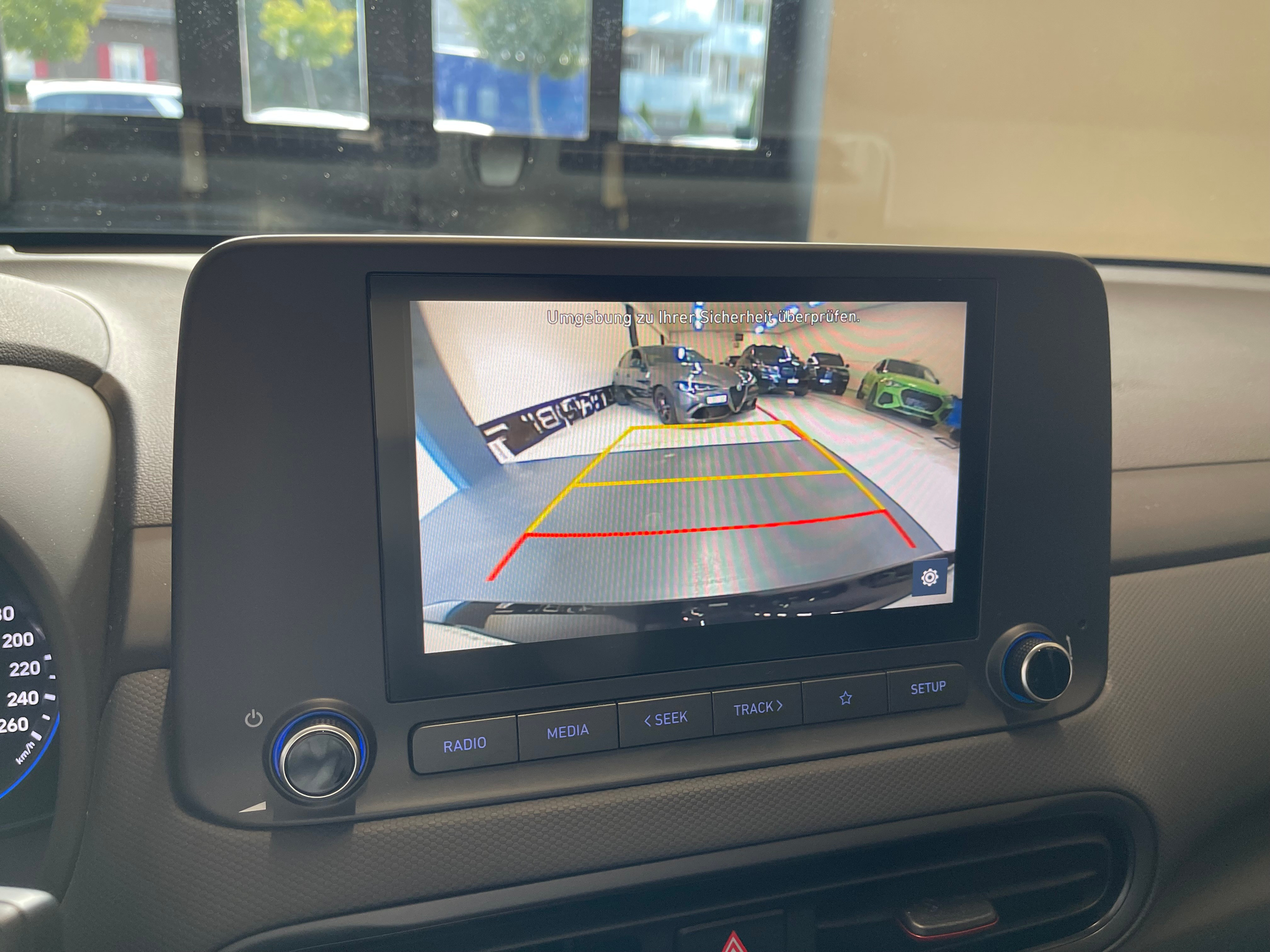 listing desktop thumbnail image 22